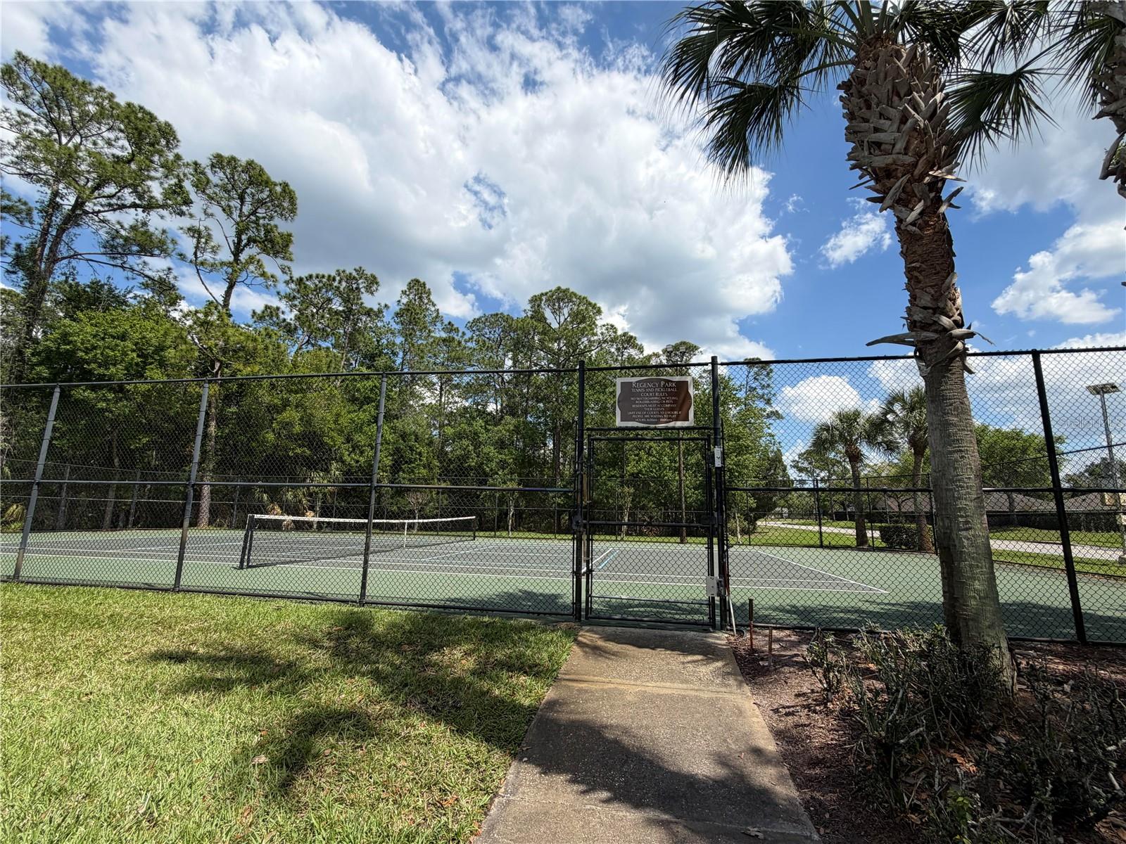 Image 16 of 16 For 13726 Meadowpark Avenue