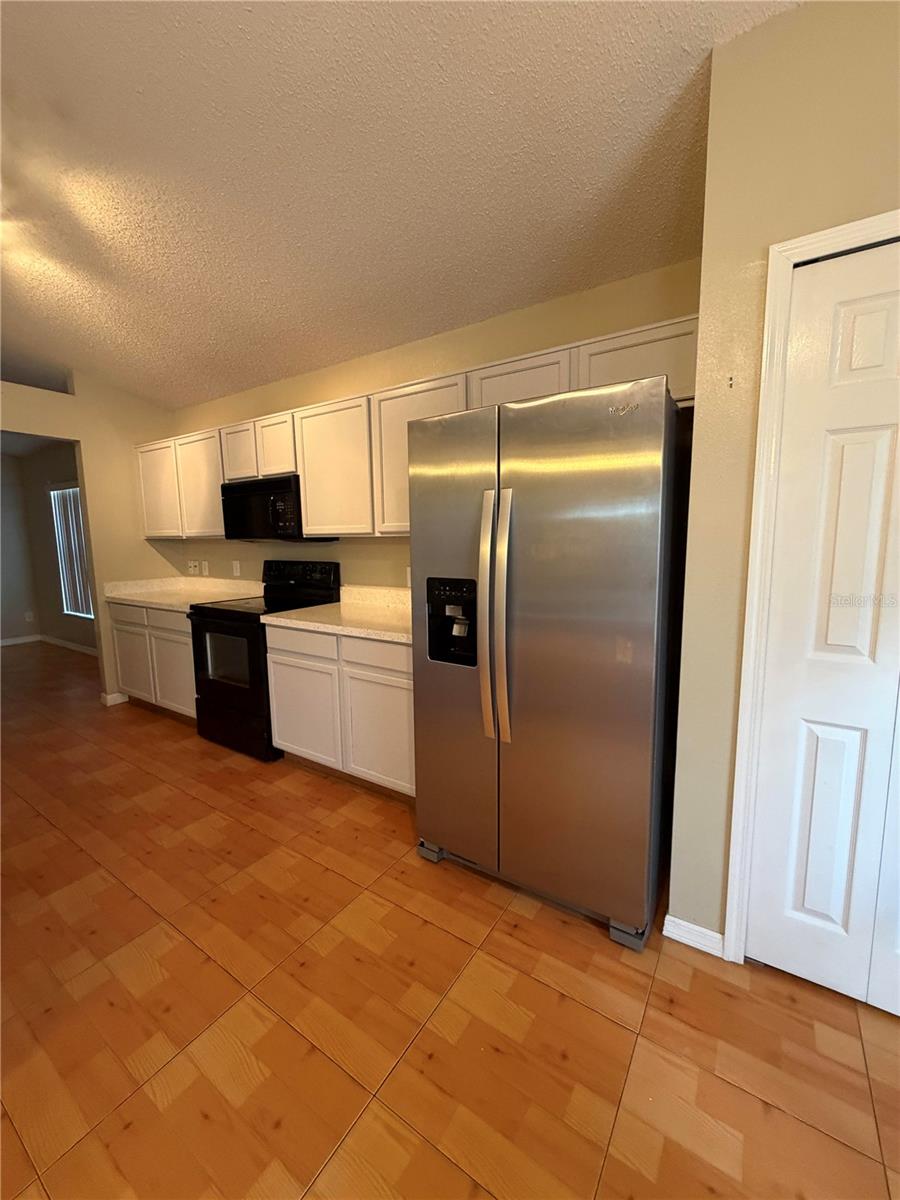 Image 3 of 16 For 13726 Meadowpark Avenue