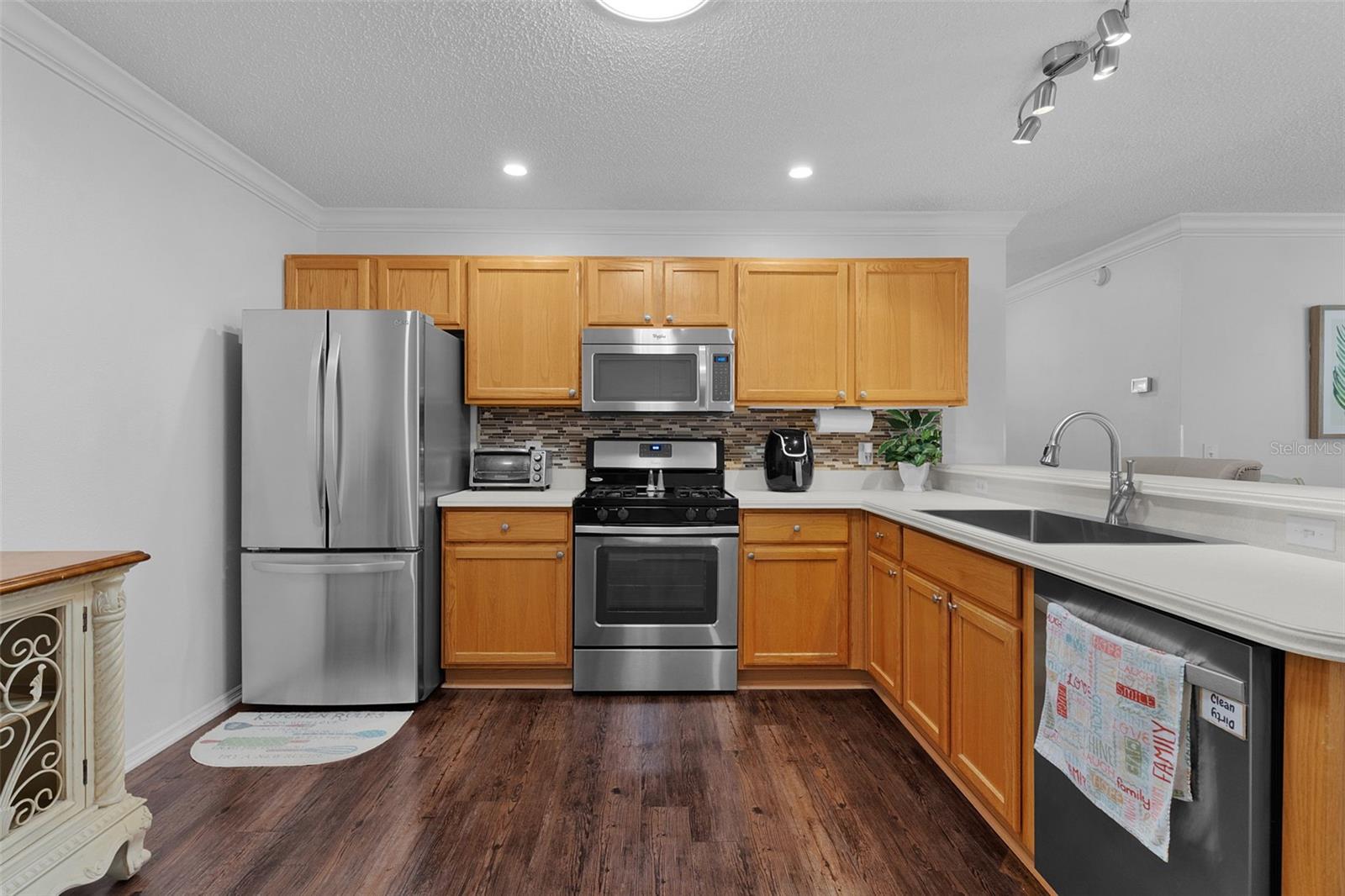 Image 14 of 34 For 17431 93rd Retford Terrace