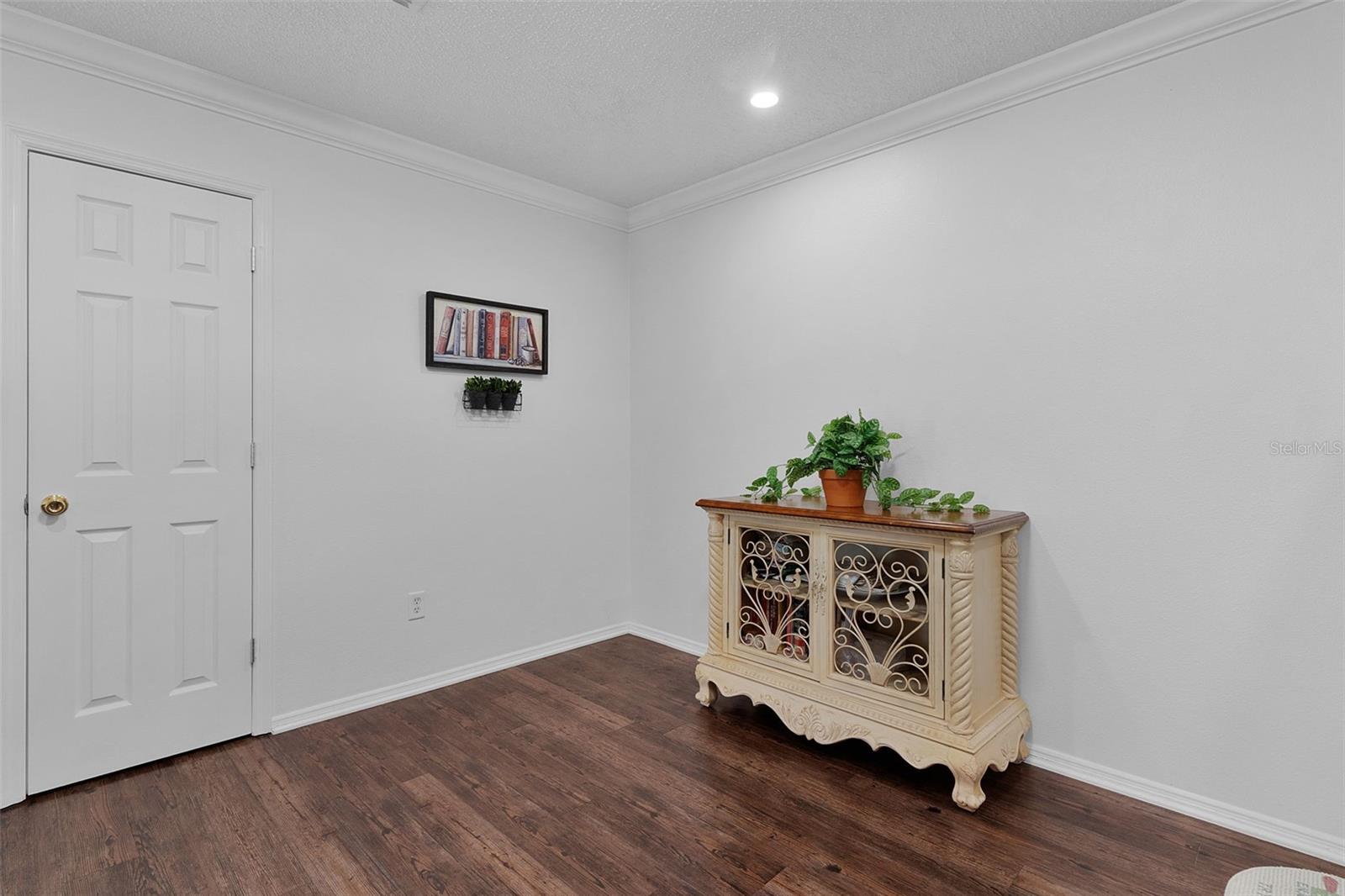 Image 18 of 34 For 17431 93rd Retford Terrace