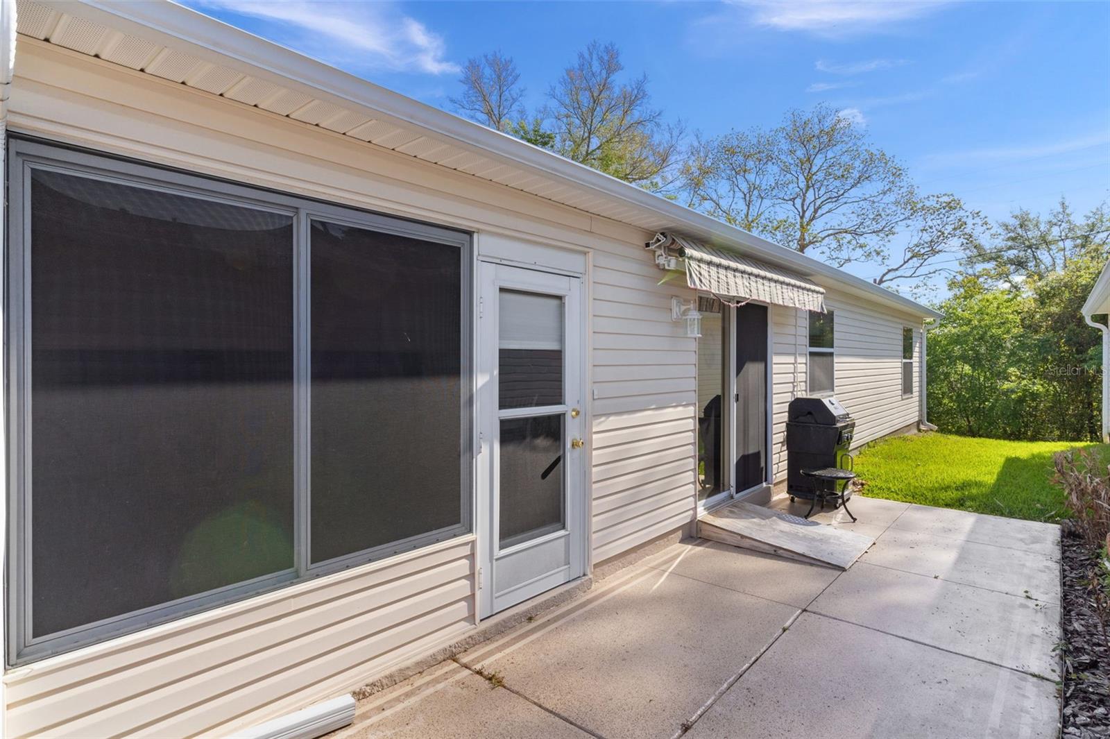 Image 29 of 34 For 17431 93rd Retford Terrace