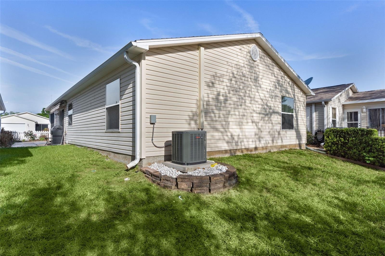 Image 32 of 34 For 17431 93rd Retford Terrace