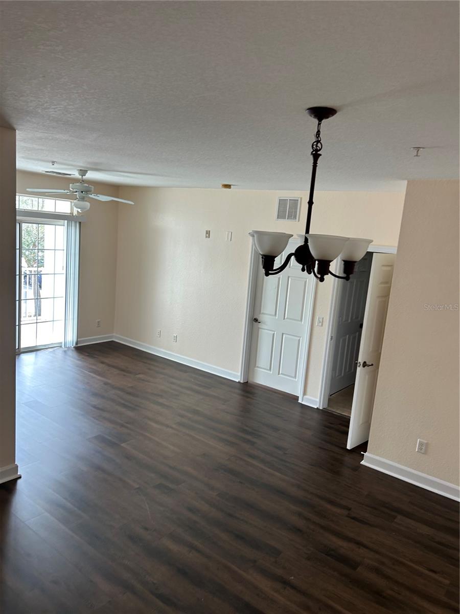 Image 8 of 14 For 3176 Feltrim Place 201