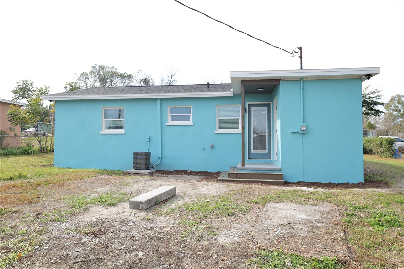 Image 5 of 26 For 1723 Bush Avenue