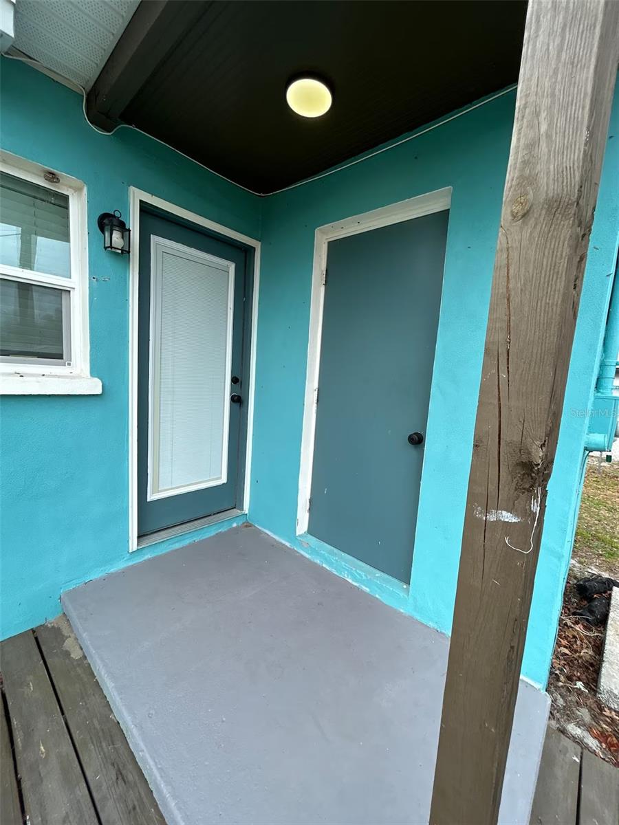 Image 6 of 26 For 1723 Bush Avenue