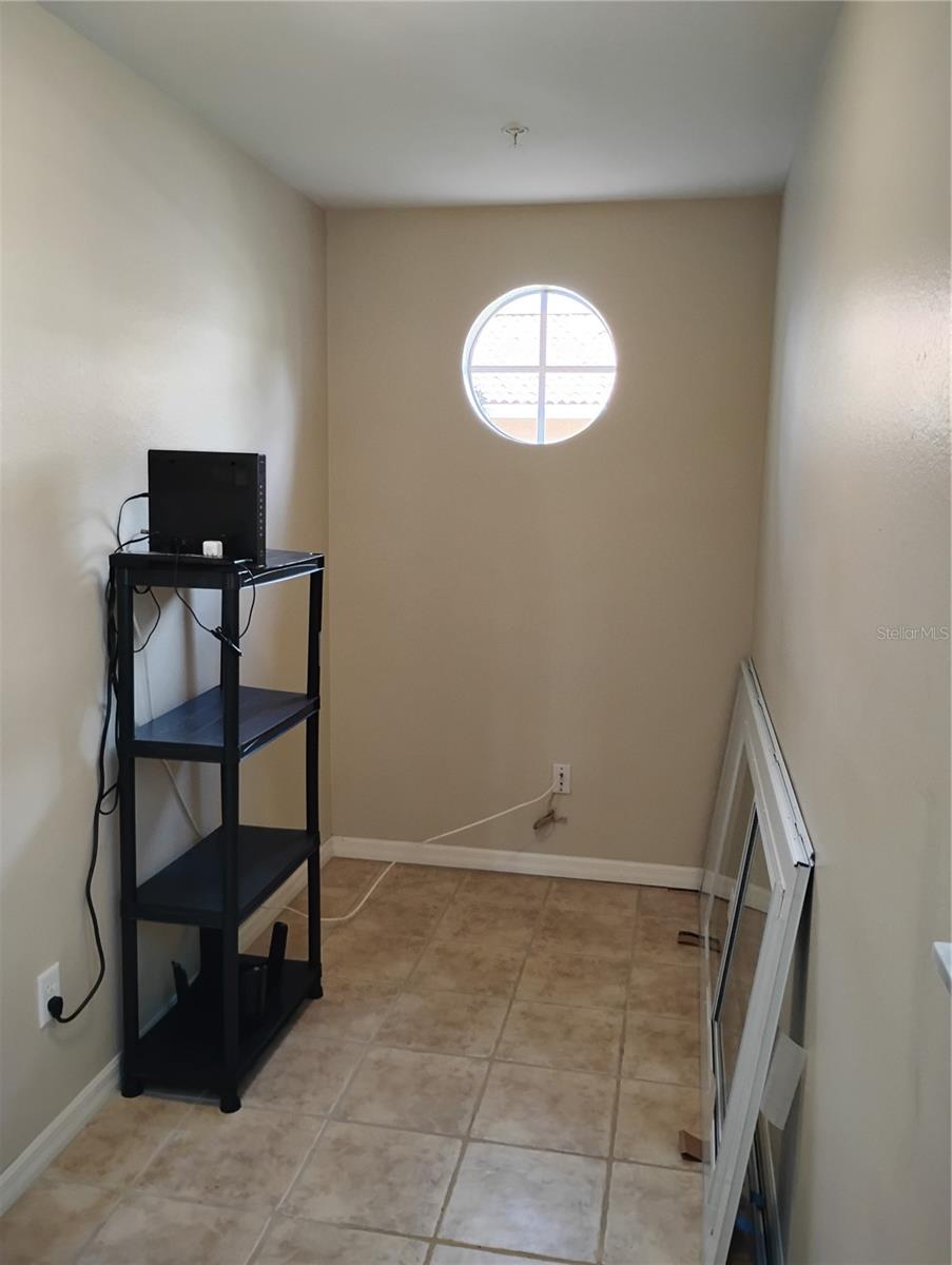 Image 13 of 76 For 1761 Auburn Lakes Drive 11