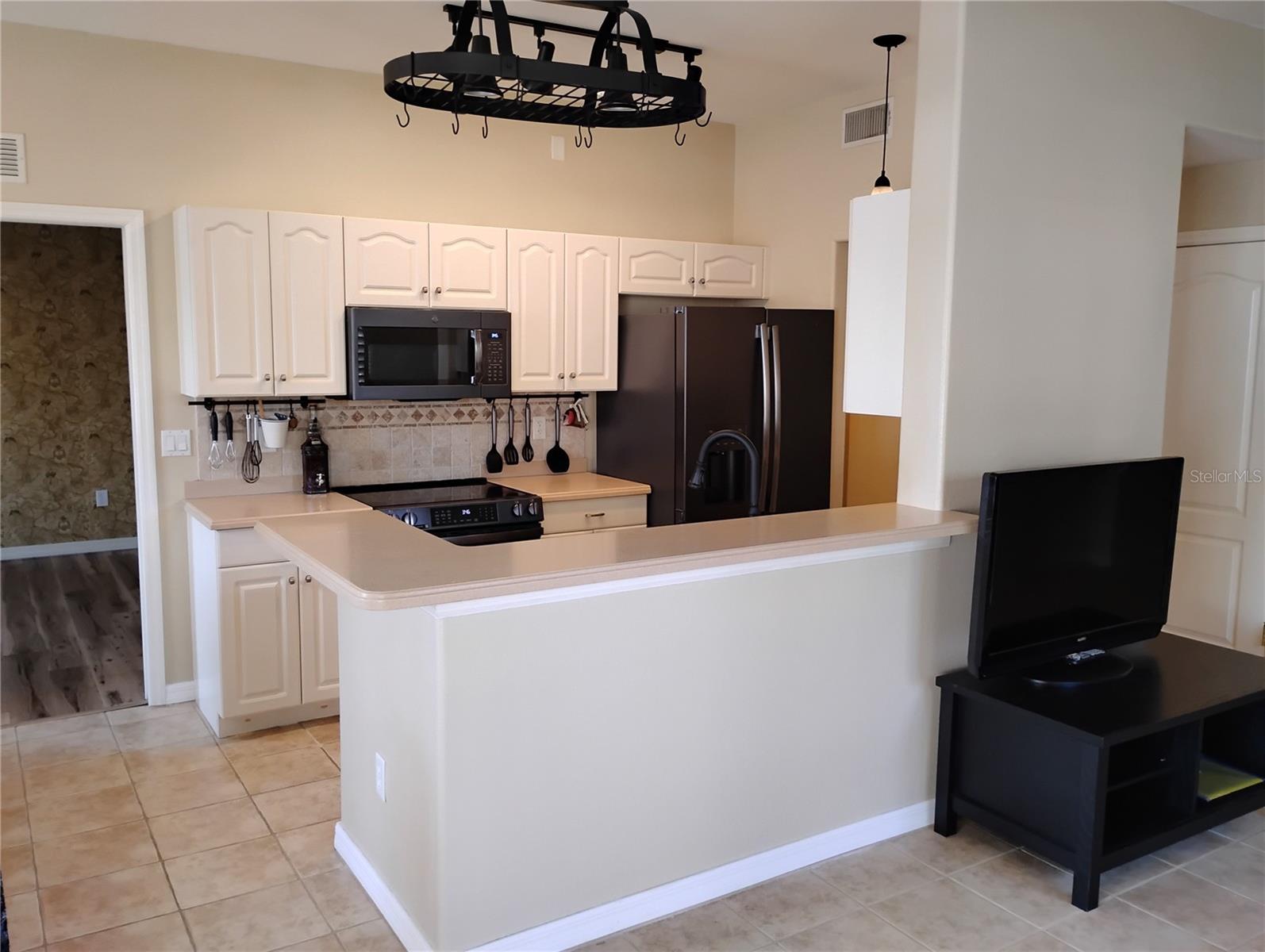 Image 19 of 76 For 1761 Auburn Lakes Drive 11