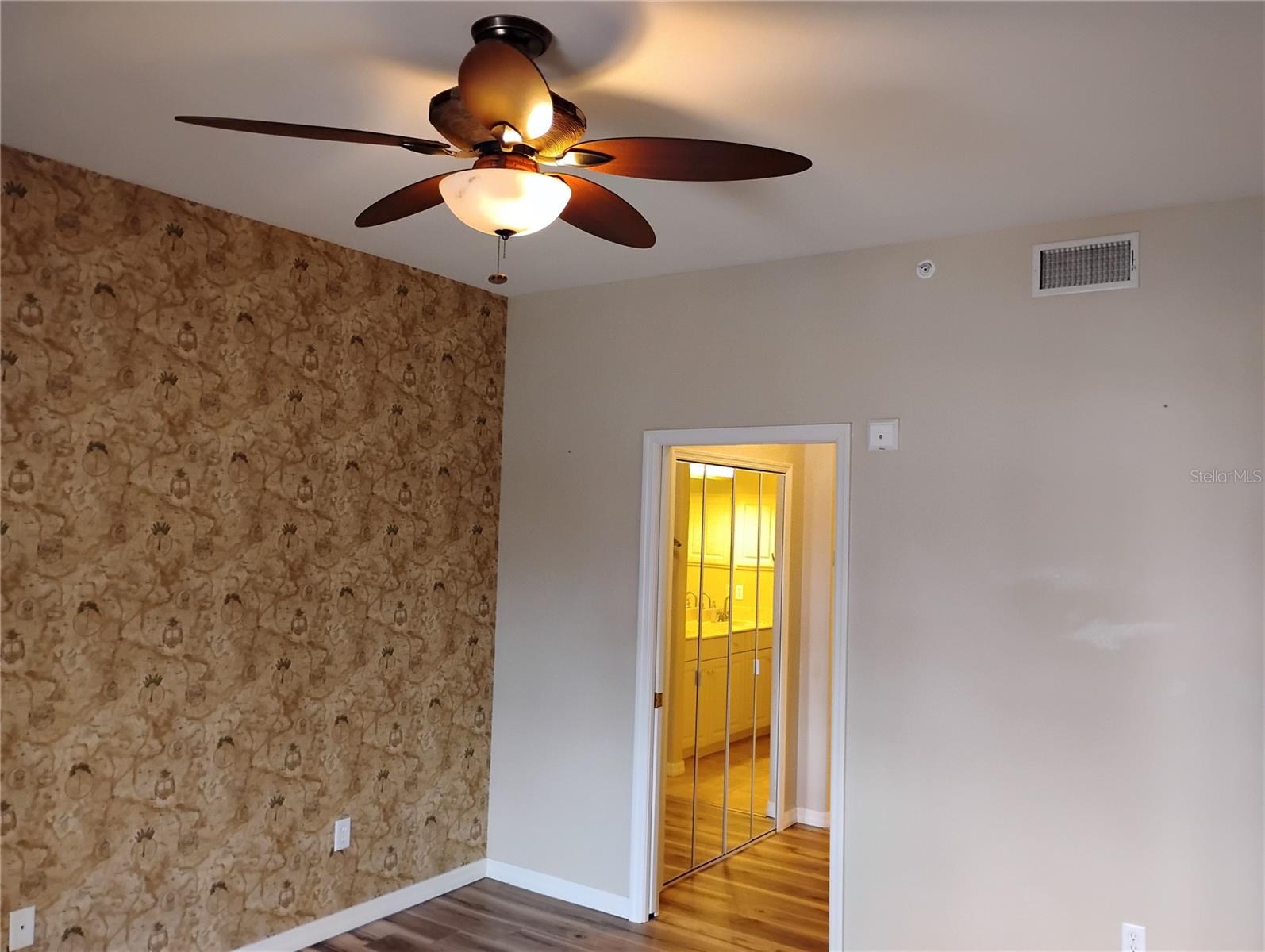 Image 39 of 76 For 1761 Auburn Lakes Drive 11