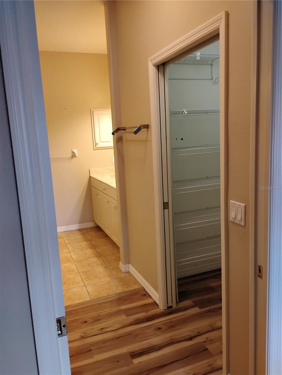 Image 41 of 76 For 1761 Auburn Lakes Drive 11