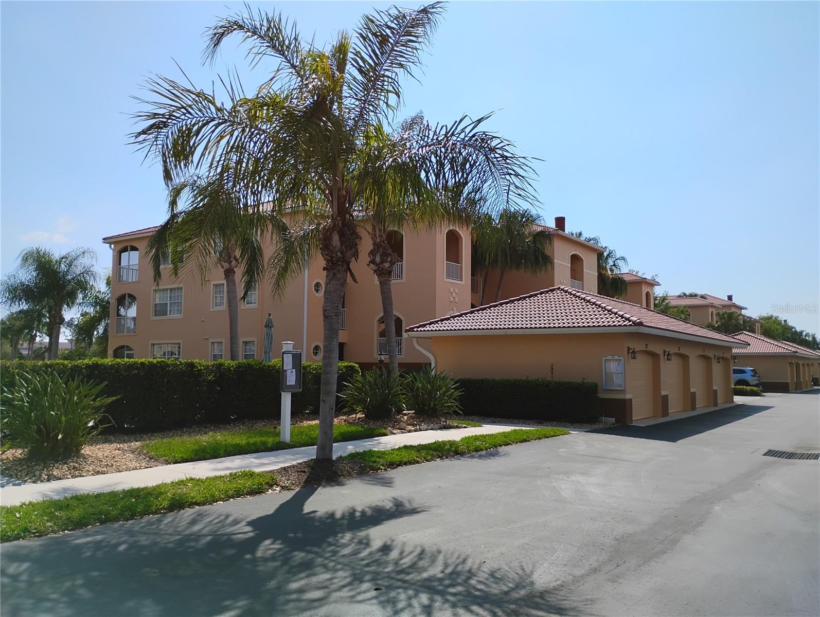 Image 68 of 76 For 1761 Auburn Lakes Drive 11