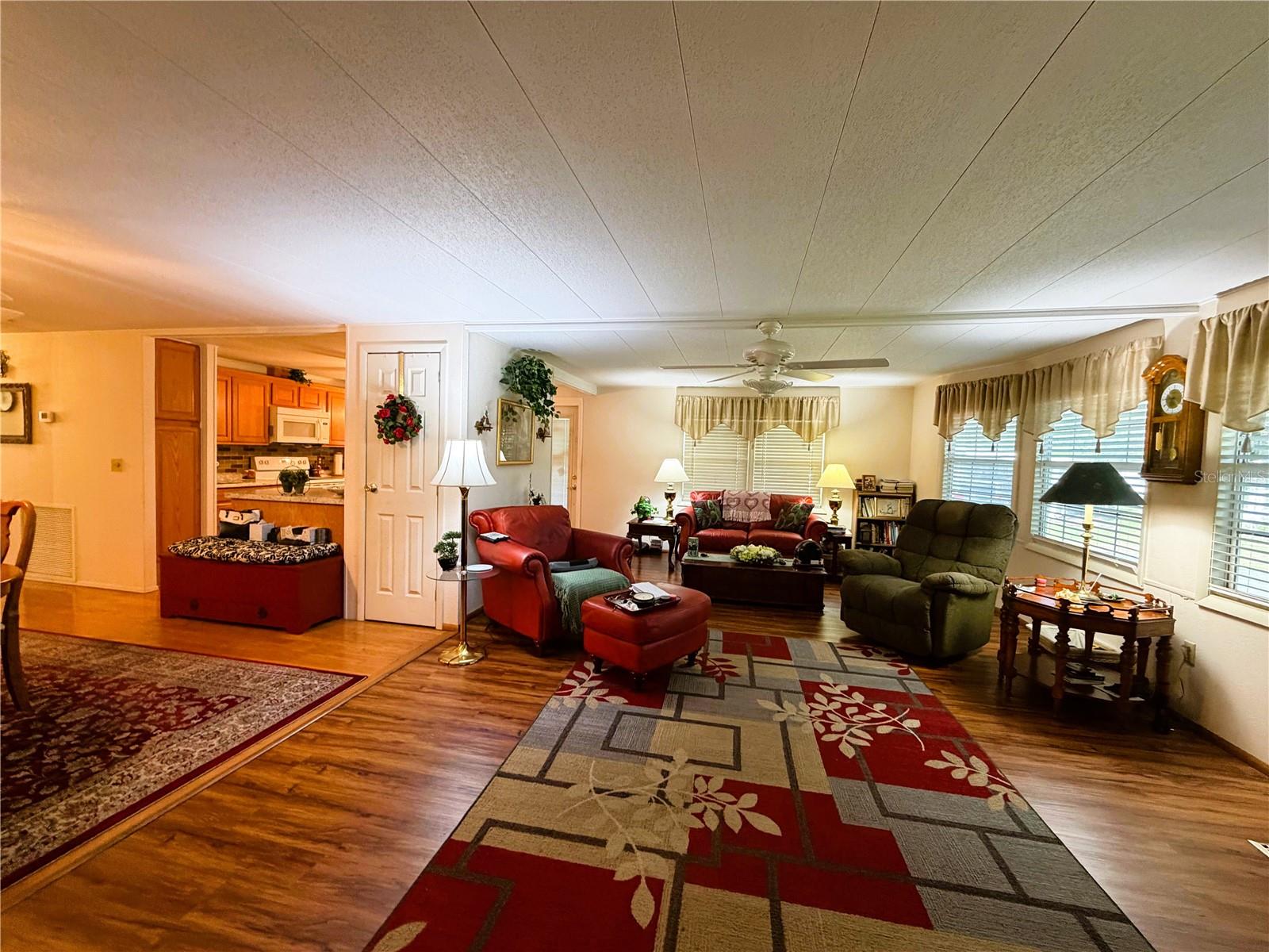 Image 15 of 44 For 121 Azalea Trail