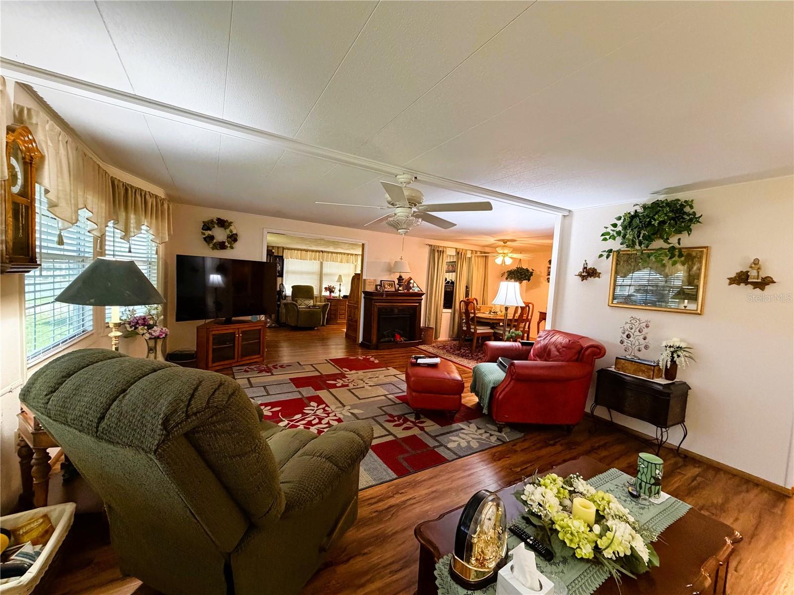 Image 16 of 44 For 121 Azalea Trail