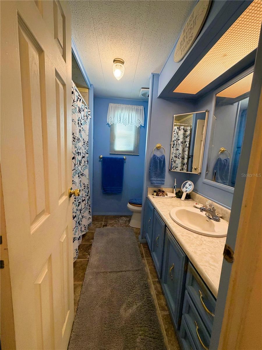 Image 18 of 44 For 121 Azalea Trail