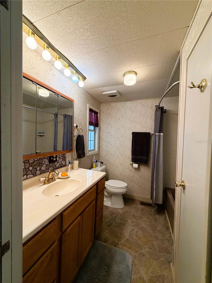 Image 30 of 44 For 121 Azalea Trail