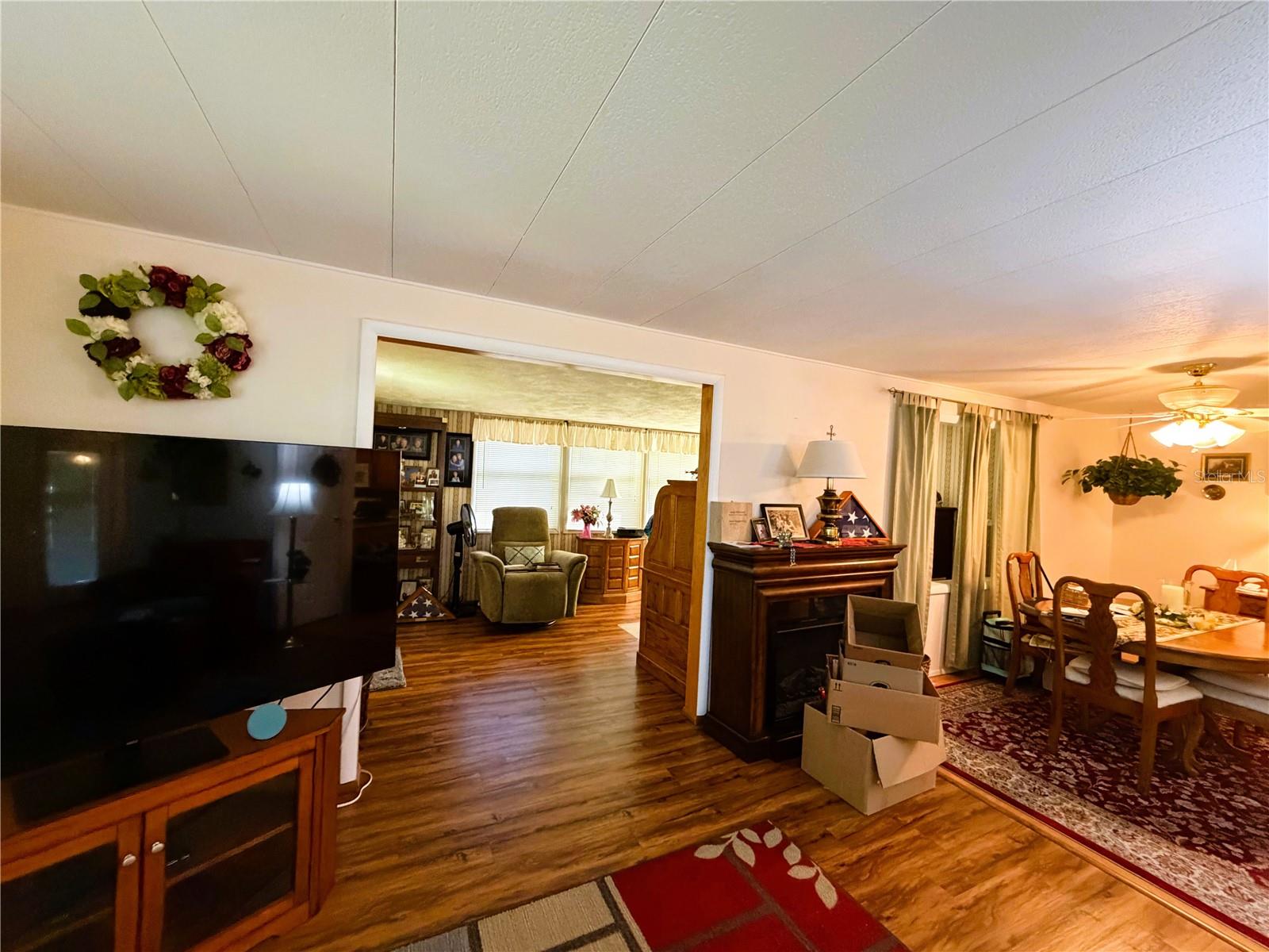 Image 36 of 44 For 121 Azalea Trail