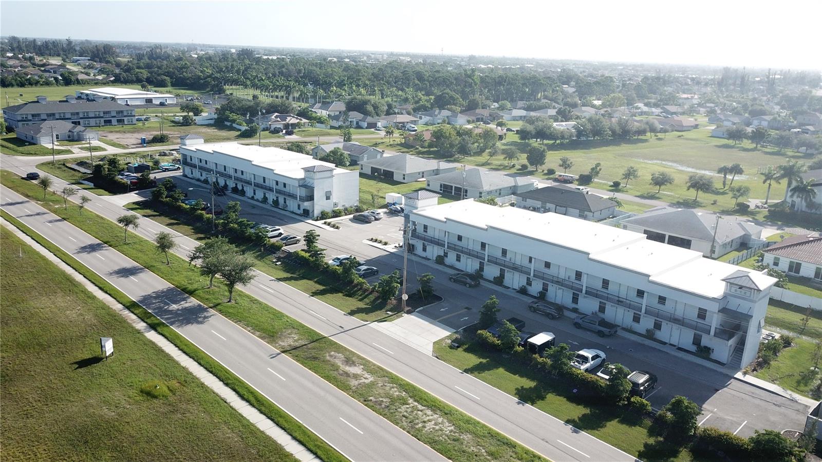 Image 2 of 8 For 907 Skyline Boulevard 915