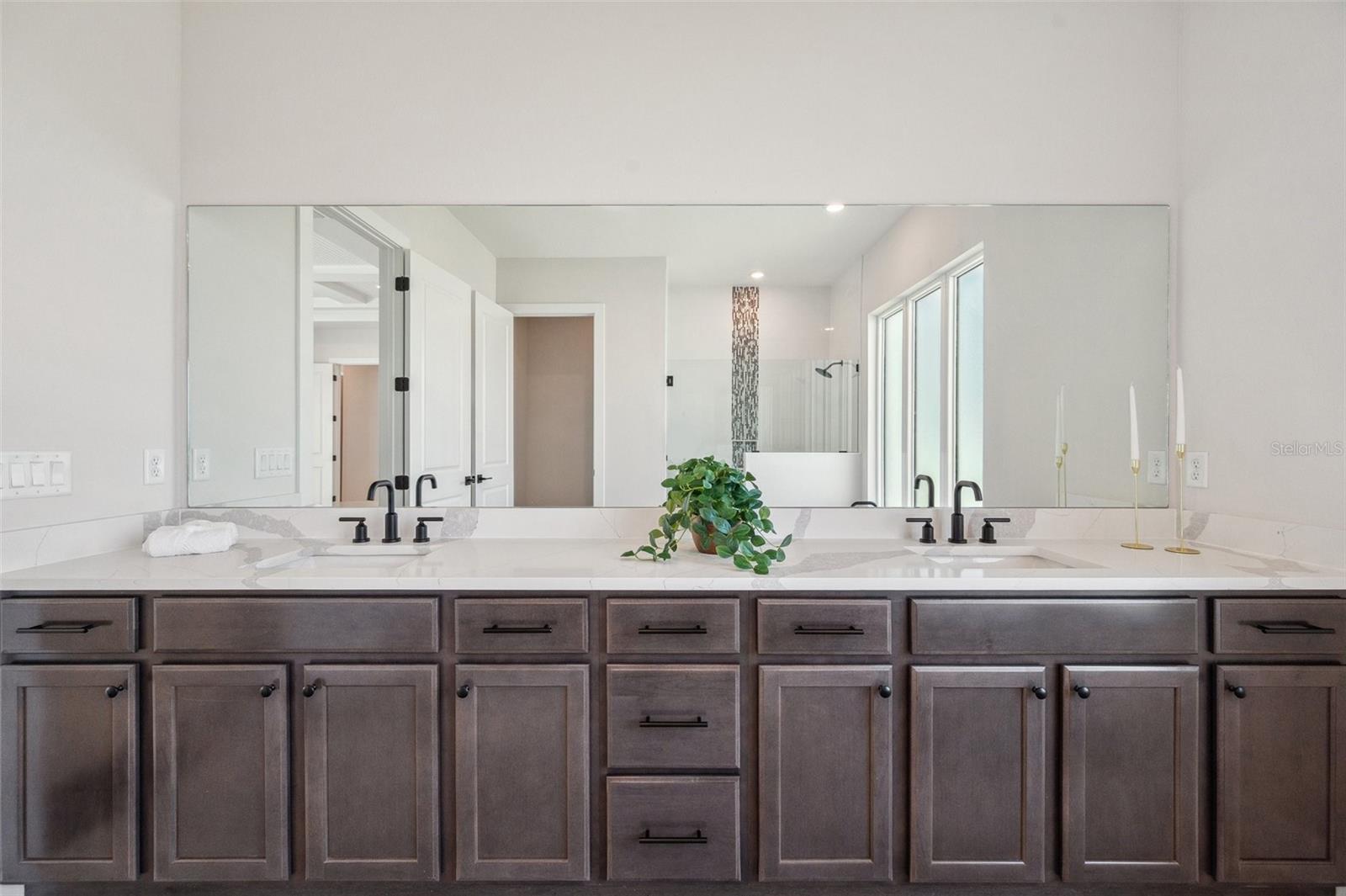 Image 51 of 82 For 5932 Red Mangrove Lane