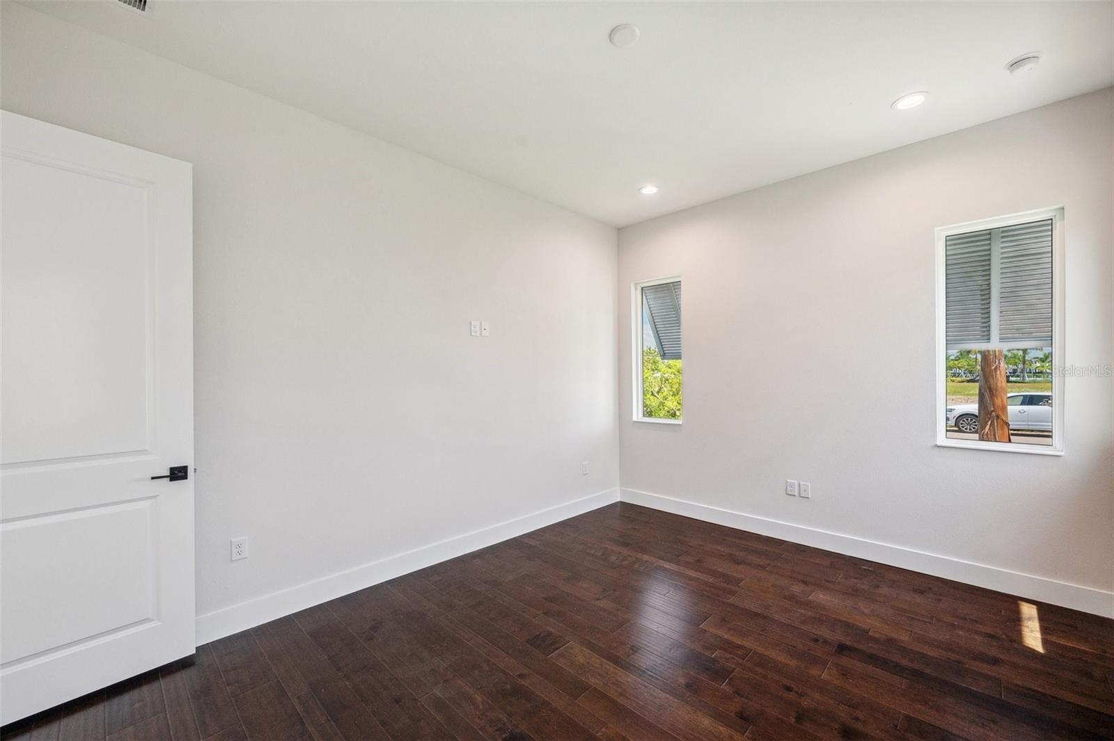 Image 55 of 82 For 5932 Red Mangrove Lane