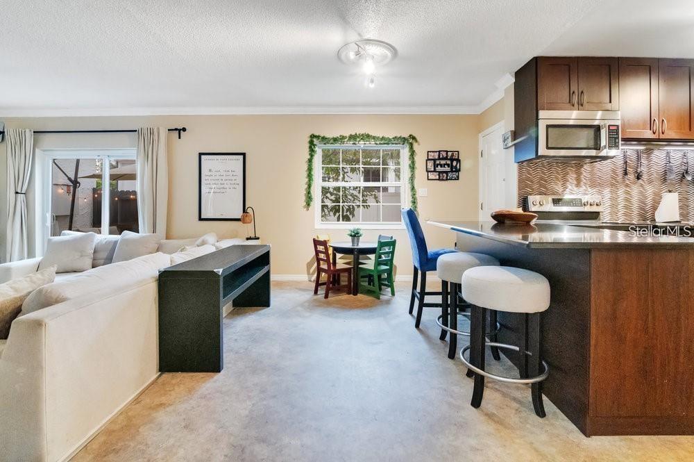 Image 7 of 17 For 1000 Semoran Boulevard 815