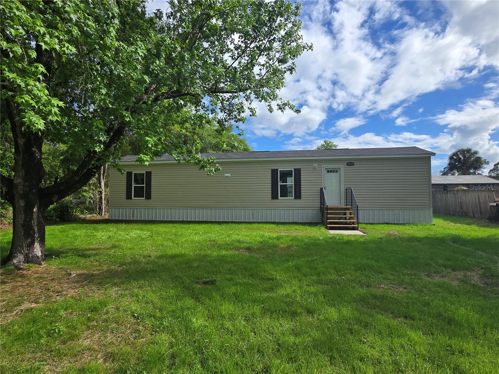 Image 19 of 20 For 24048 Ermine Road