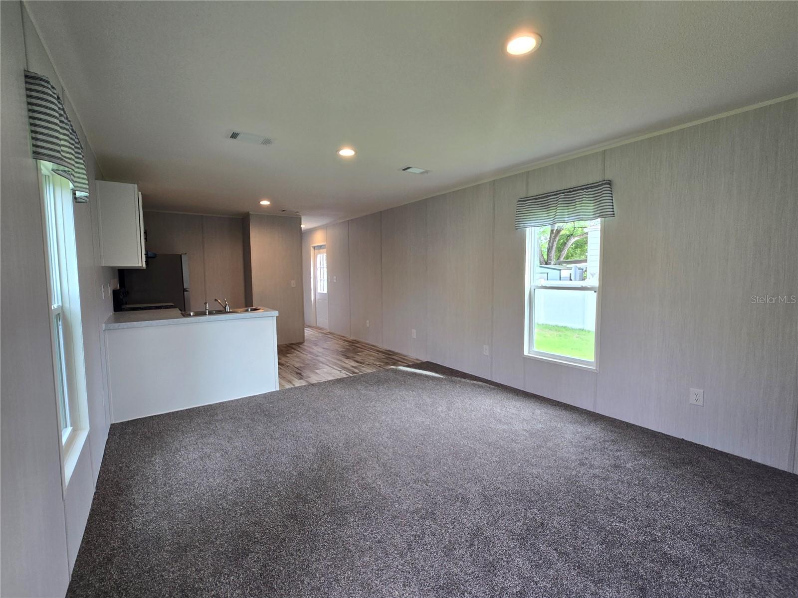 Image 5 of 20 For 24048 Ermine Road