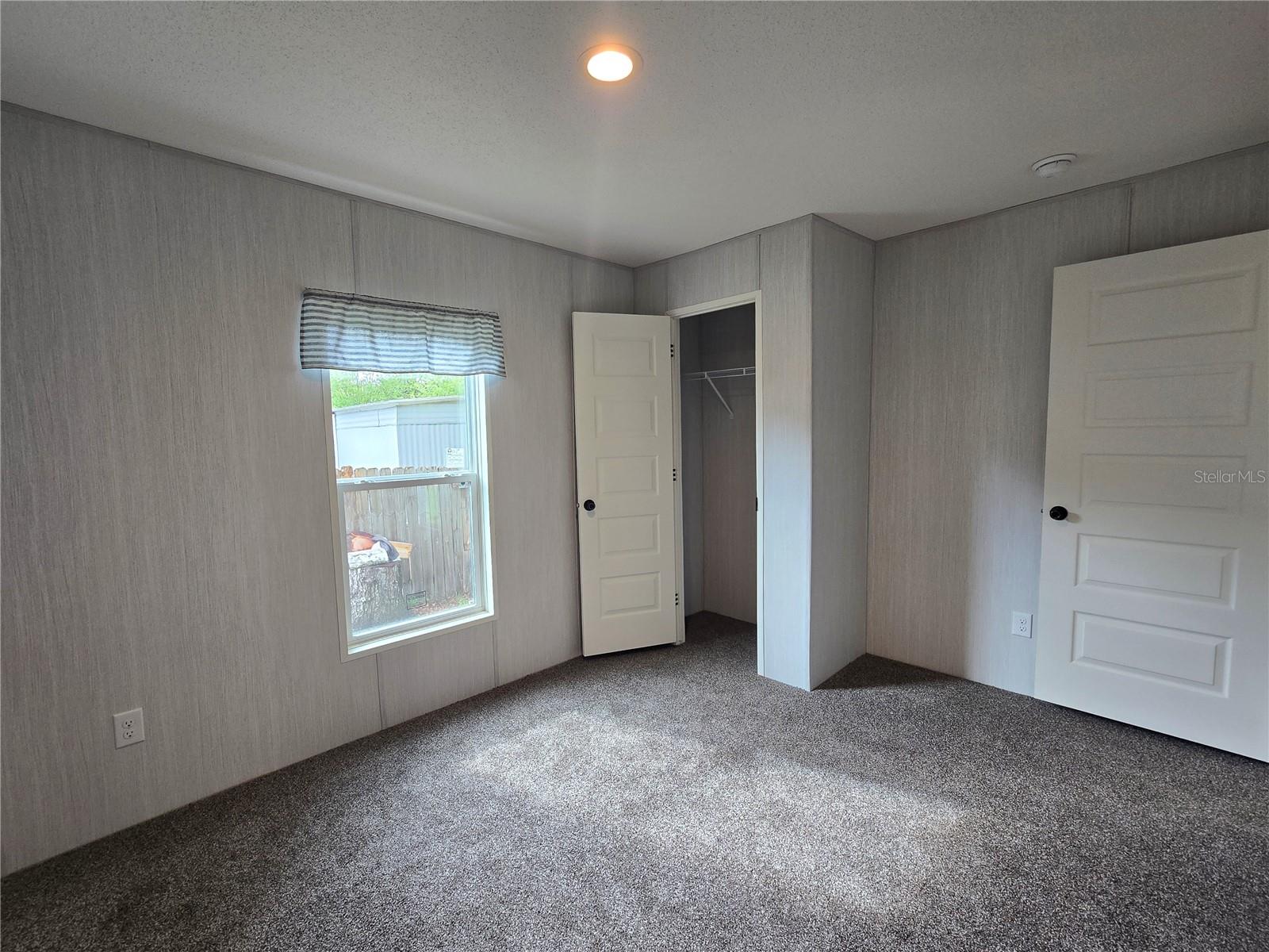 Image 8 of 20 For 24048 Ermine Road