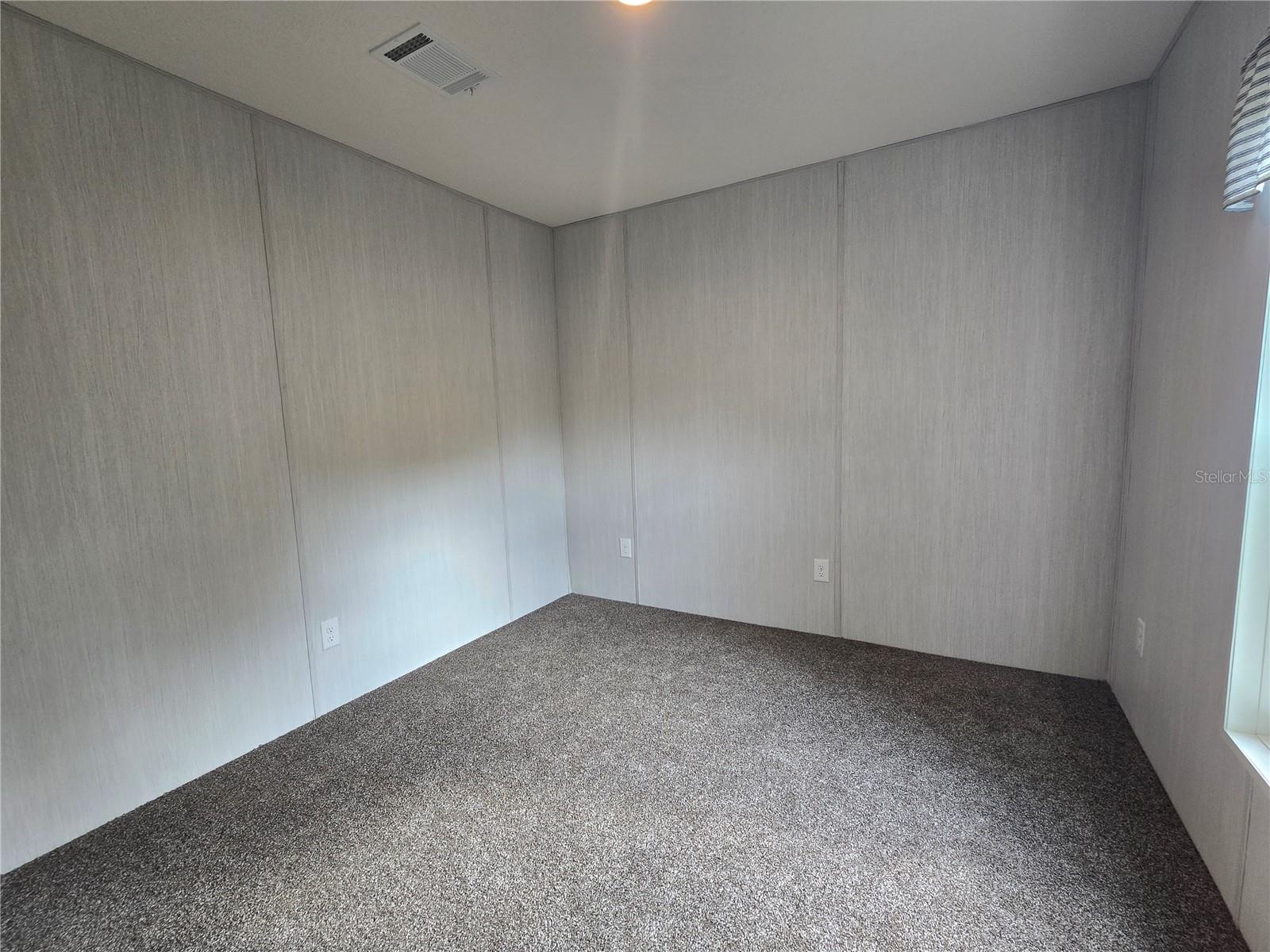 Image 9 of 20 For 24048 Ermine Road