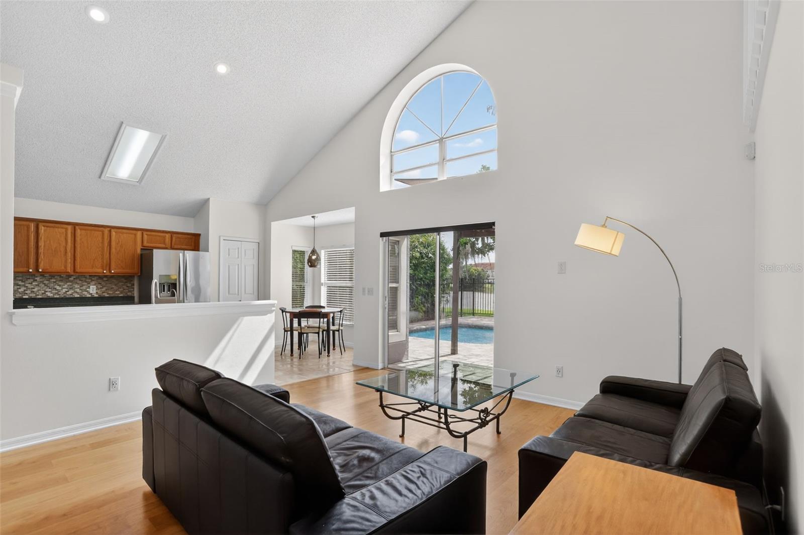 Image 11 of 56 For 2809 Runyon Circle