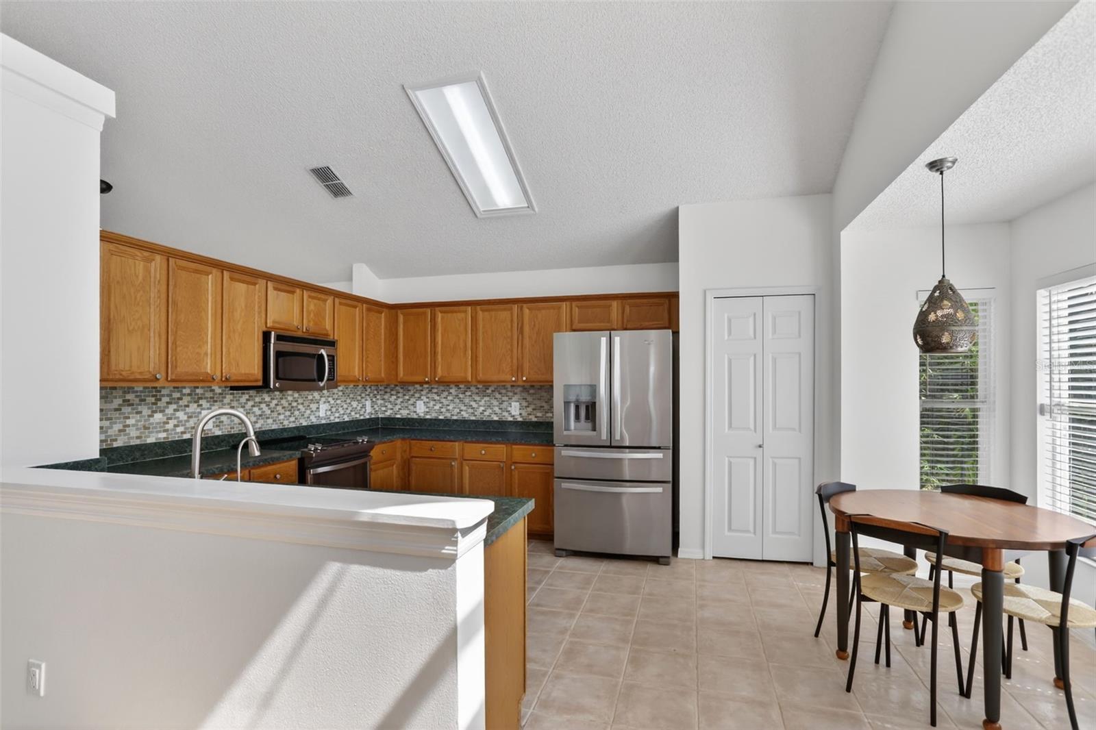 Image 14 of 56 For 2809 Runyon Circle