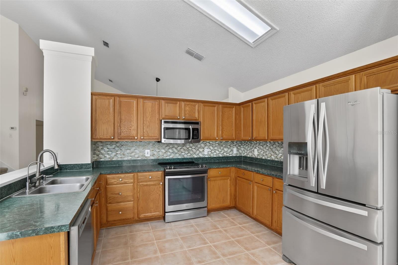 Image 16 of 56 For 2809 Runyon Circle