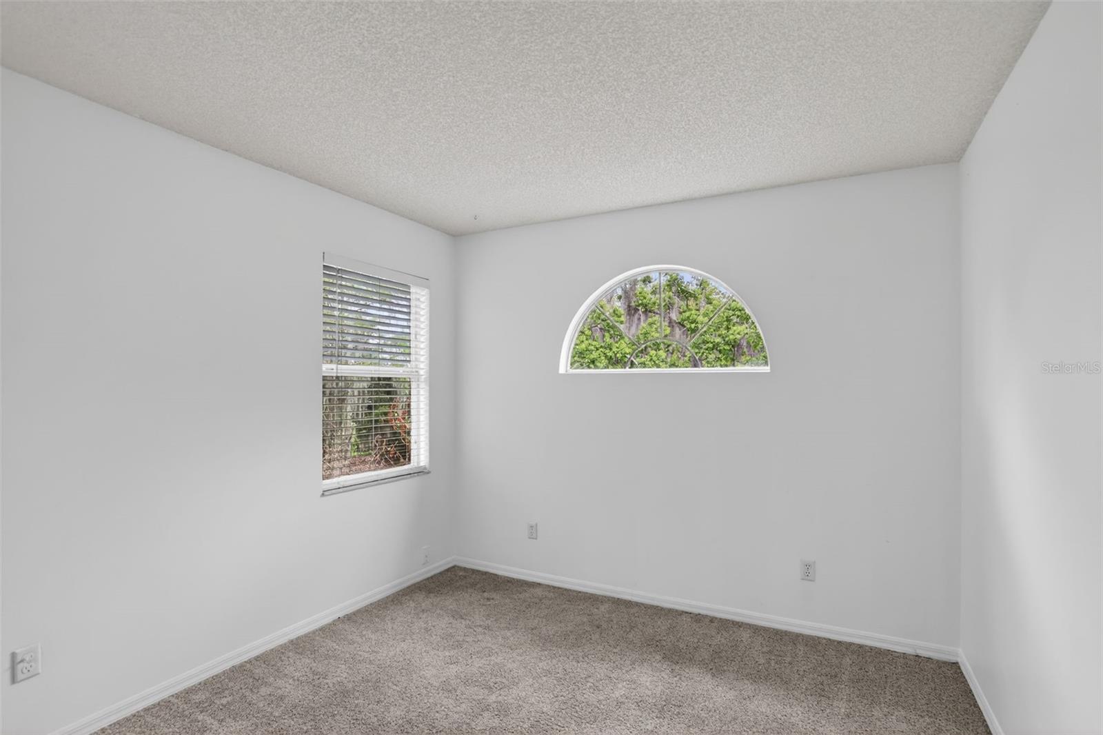 Image 30 of 56 For 2809 Runyon Circle