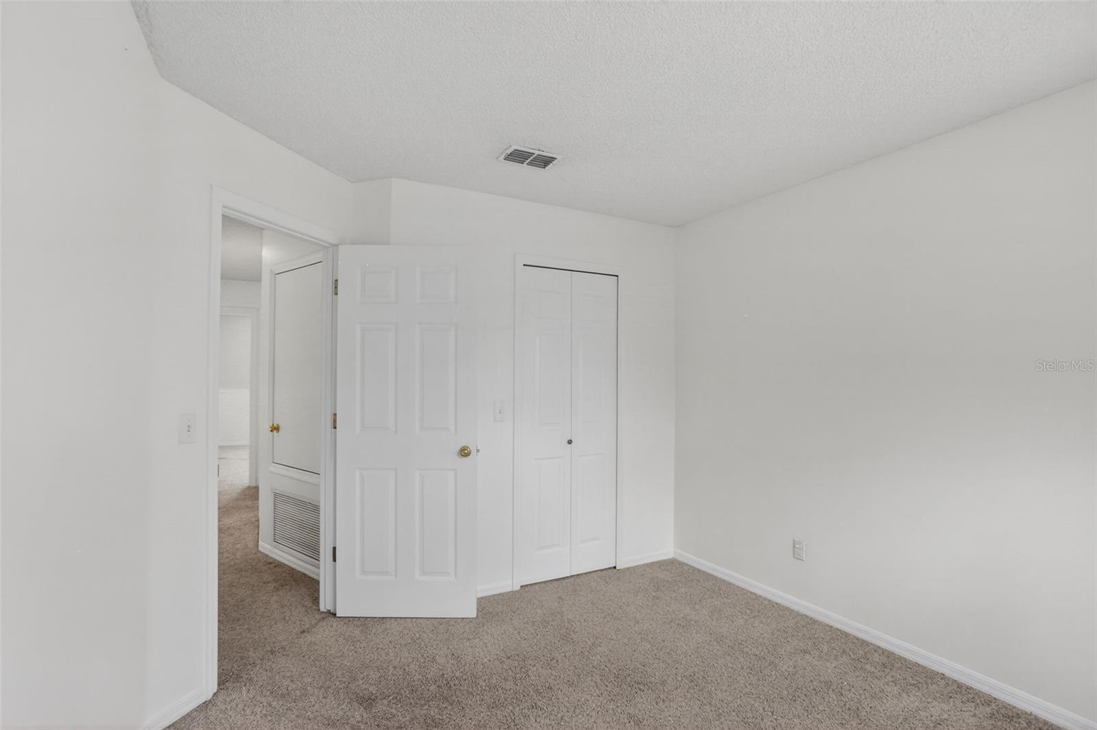 Image 33 of 56 For 2809 Runyon Circle