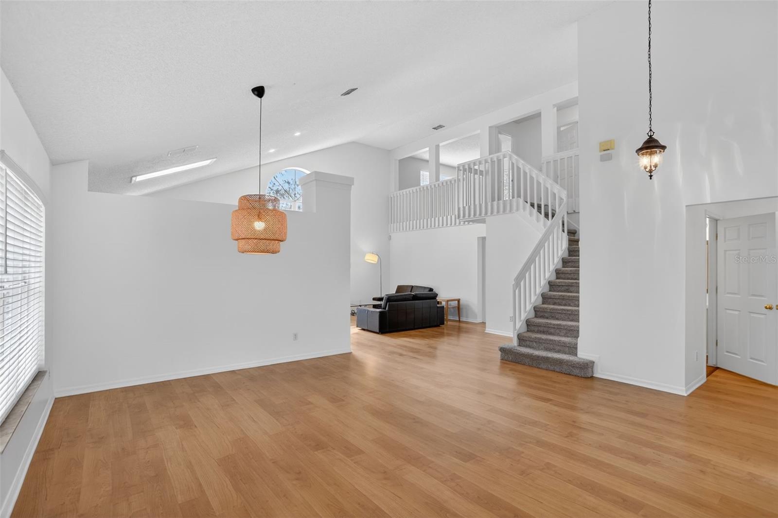 Image 4 of 56 For 2809 Runyon Circle