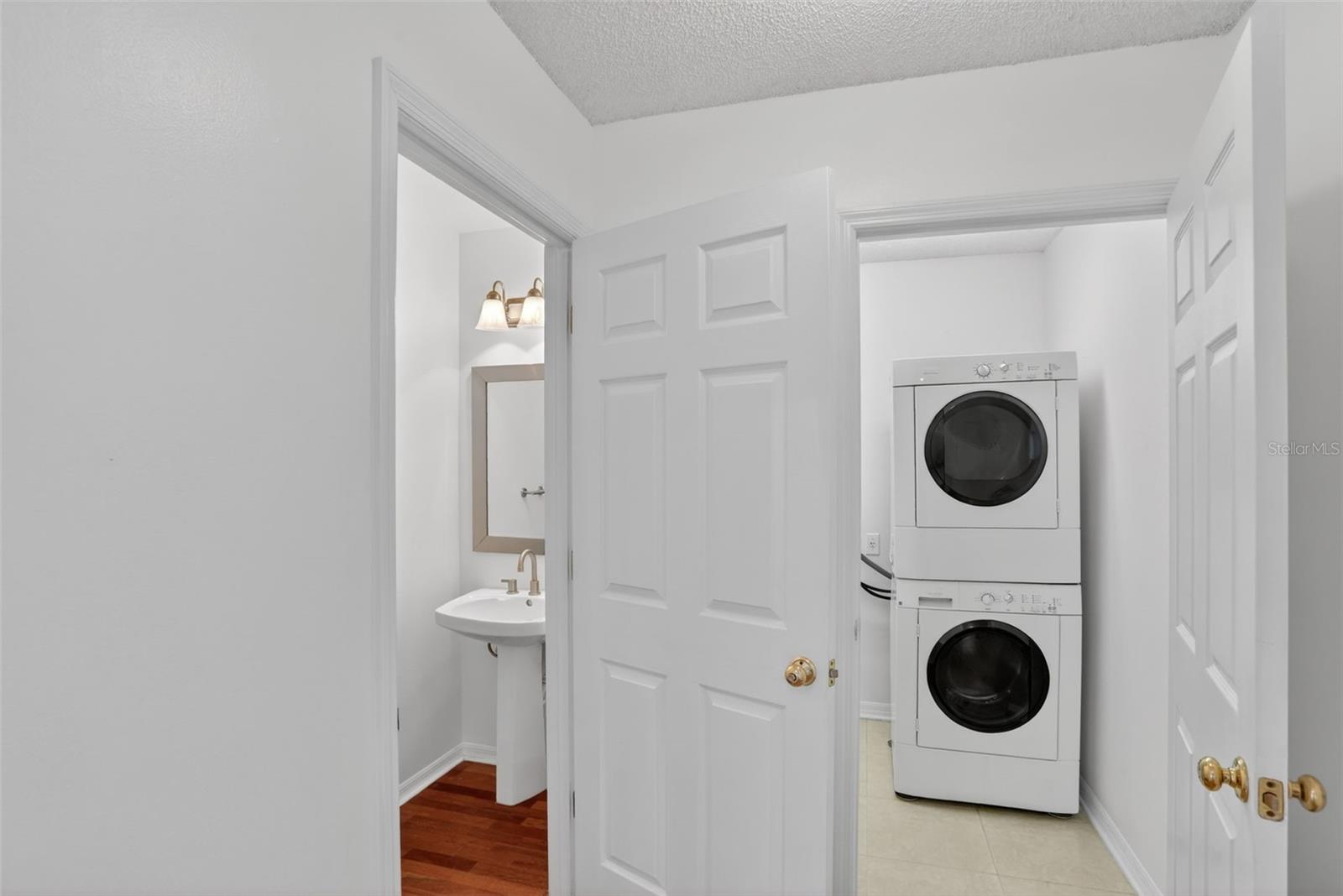 Image 7 of 56 For 2809 Runyon Circle