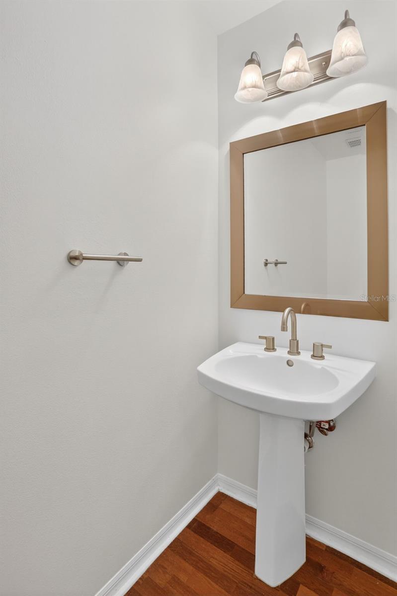 Image 8 of 56 For 2809 Runyon Circle