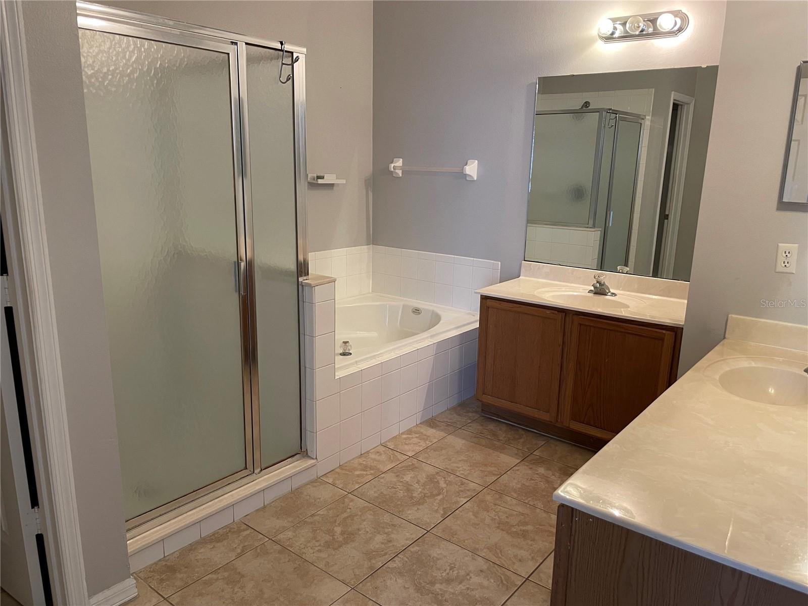 Image 9 of 12 For 13501 Briarmoor Court