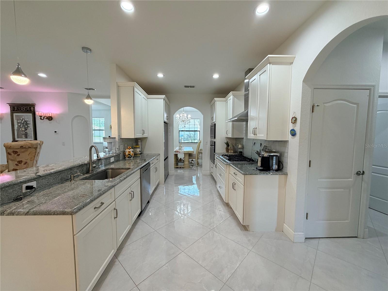 Image 19 of 83 For 1876 Creeks Vista Boulevard