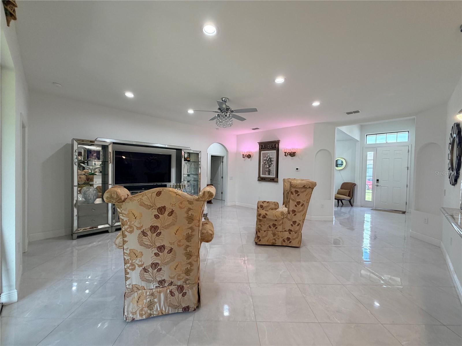 Image 2 of 83 For 1876 Creeks Vista Boulevard