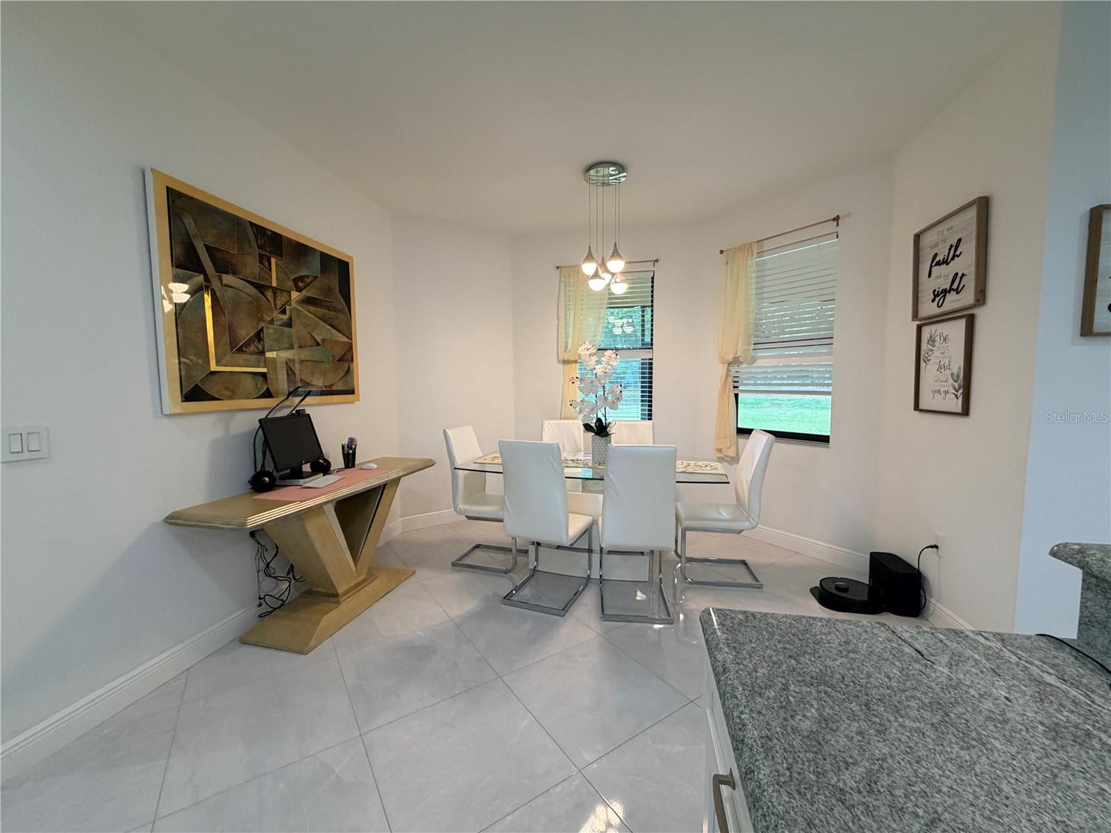 Image 31 of 83 For 1876 Creeks Vista Boulevard