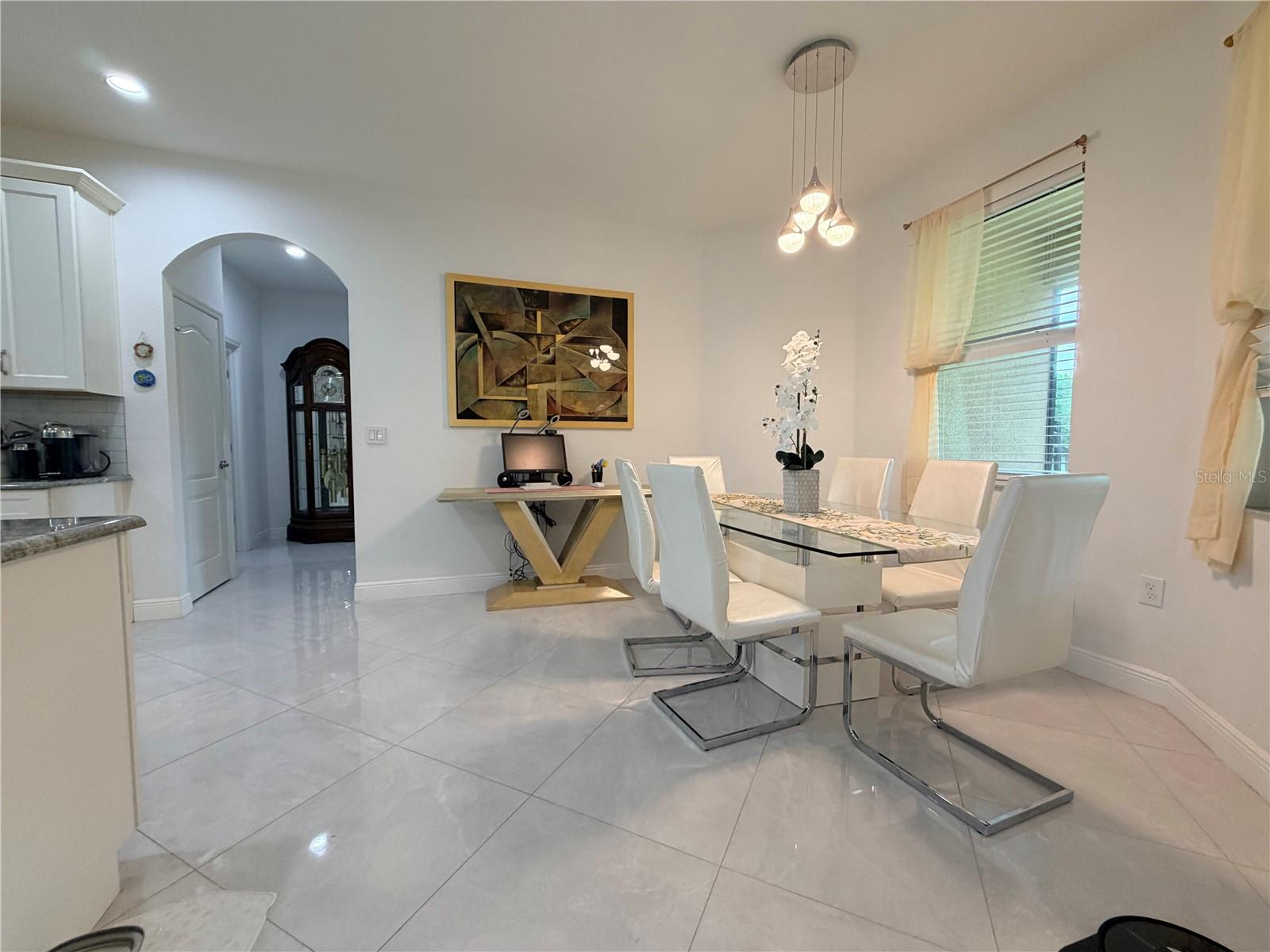 Image 33 of 83 For 1876 Creeks Vista Boulevard