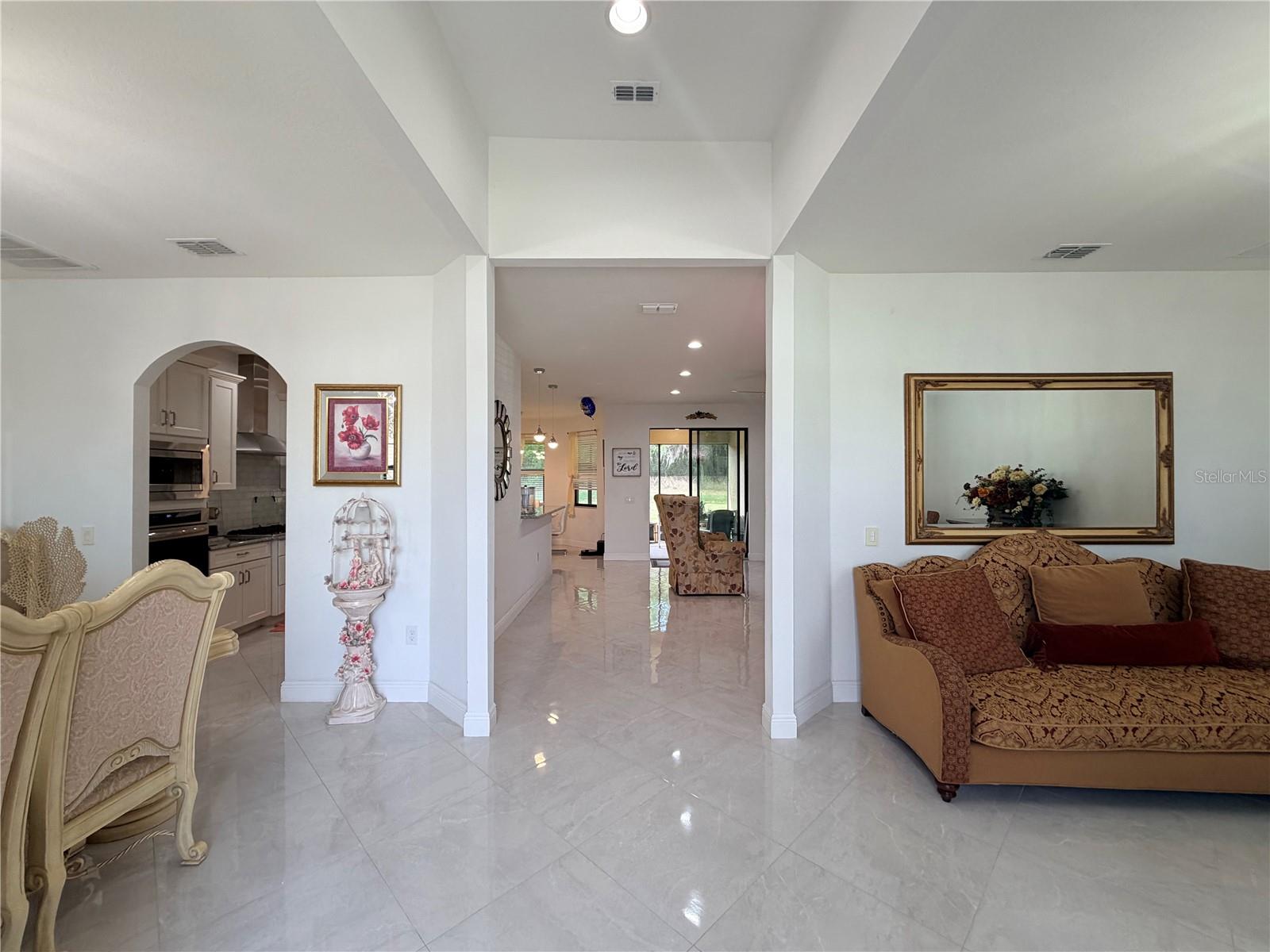 Image 37 of 83 For 1876 Creeks Vista Boulevard