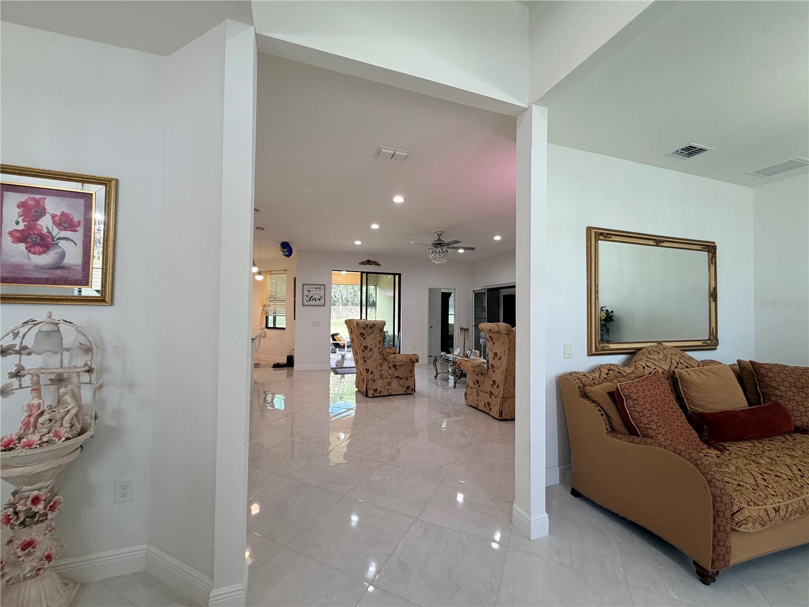 Image 41 of 83 For 1876 Creeks Vista Boulevard