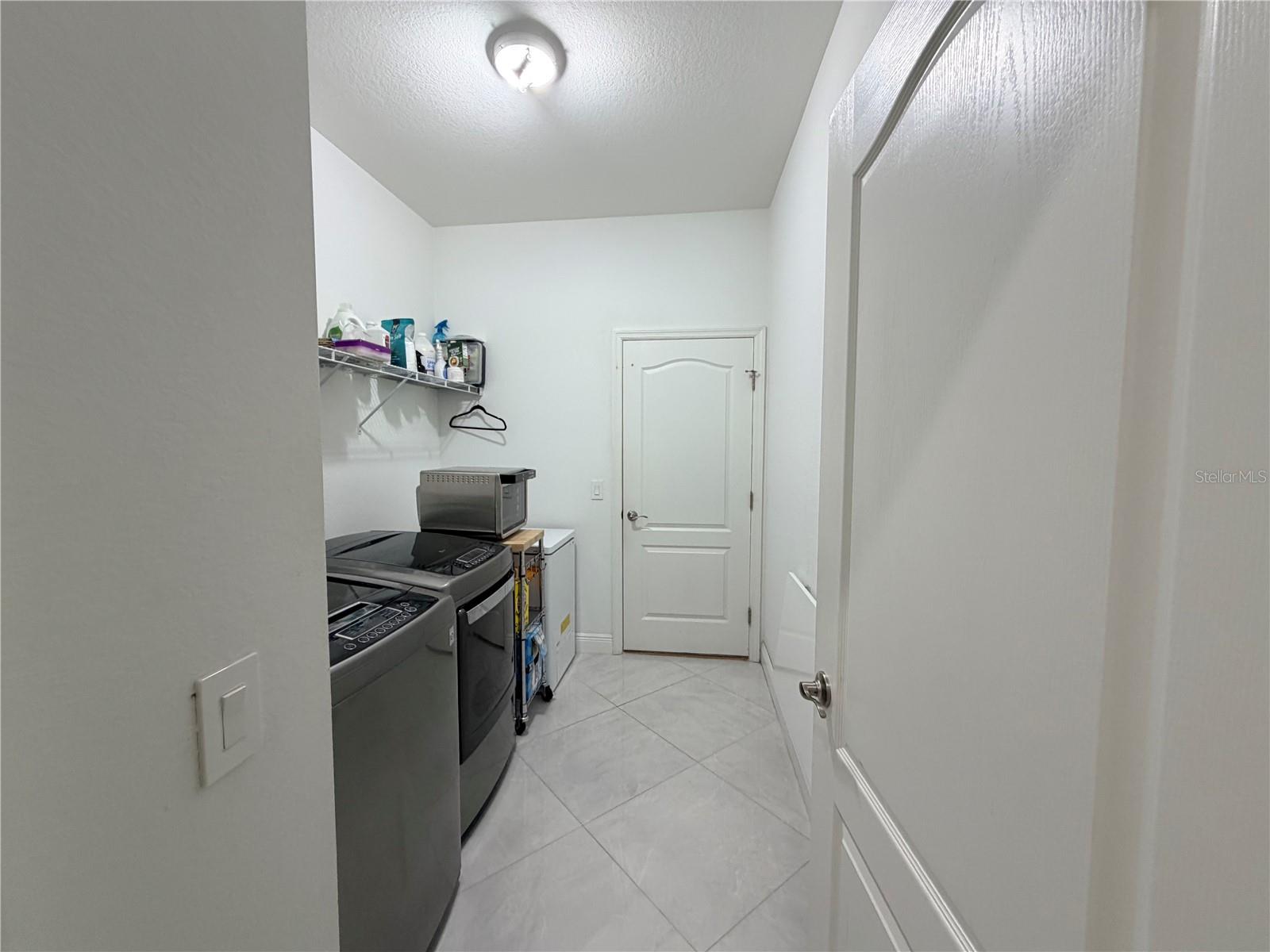 Image 67 of 83 For 1876 Creeks Vista Boulevard