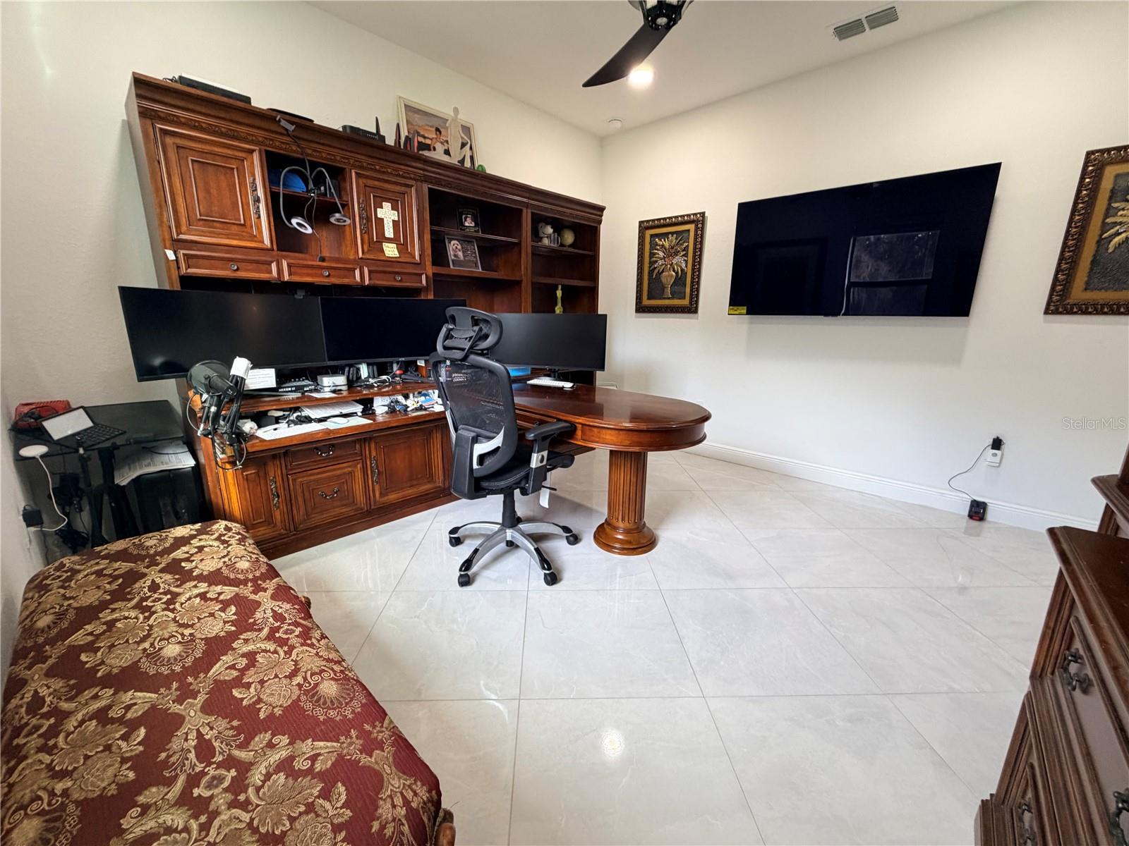 Image 68 of 83 For 1876 Creeks Vista Boulevard