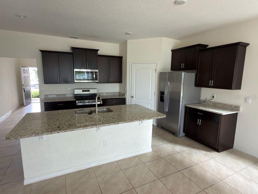 Image 5 of 16 For 7604 Oakmoss Loop