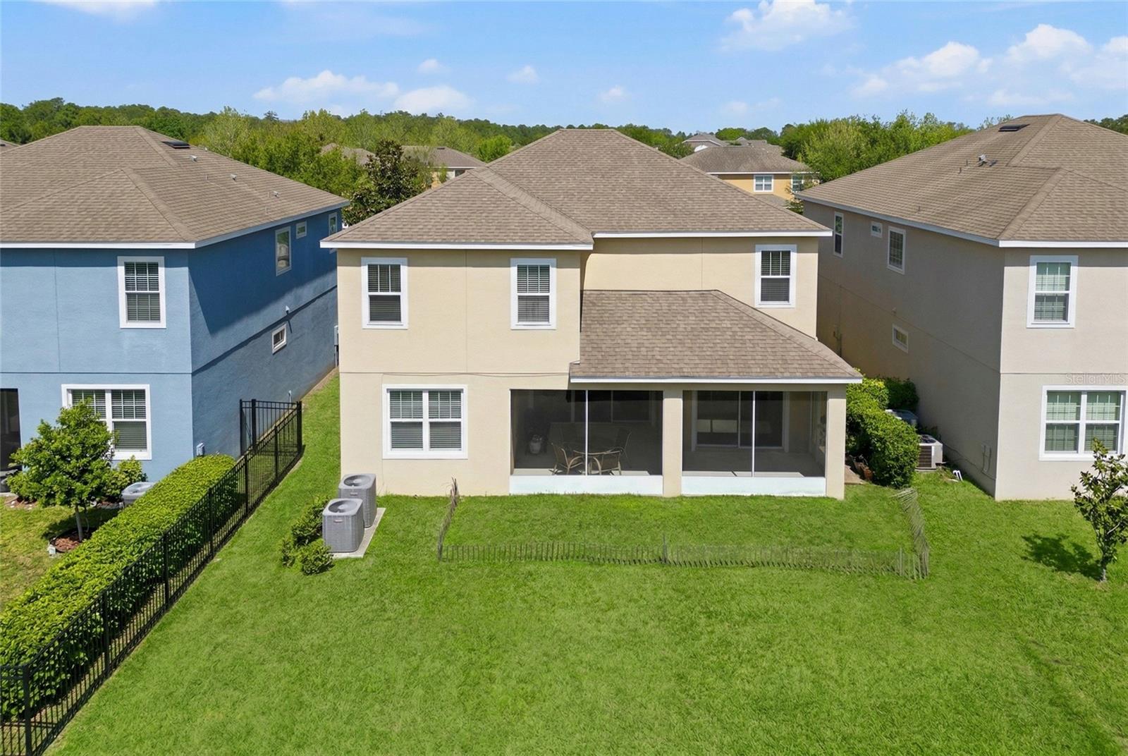 Image 10 of 43 For 6818 Goldflower Ave