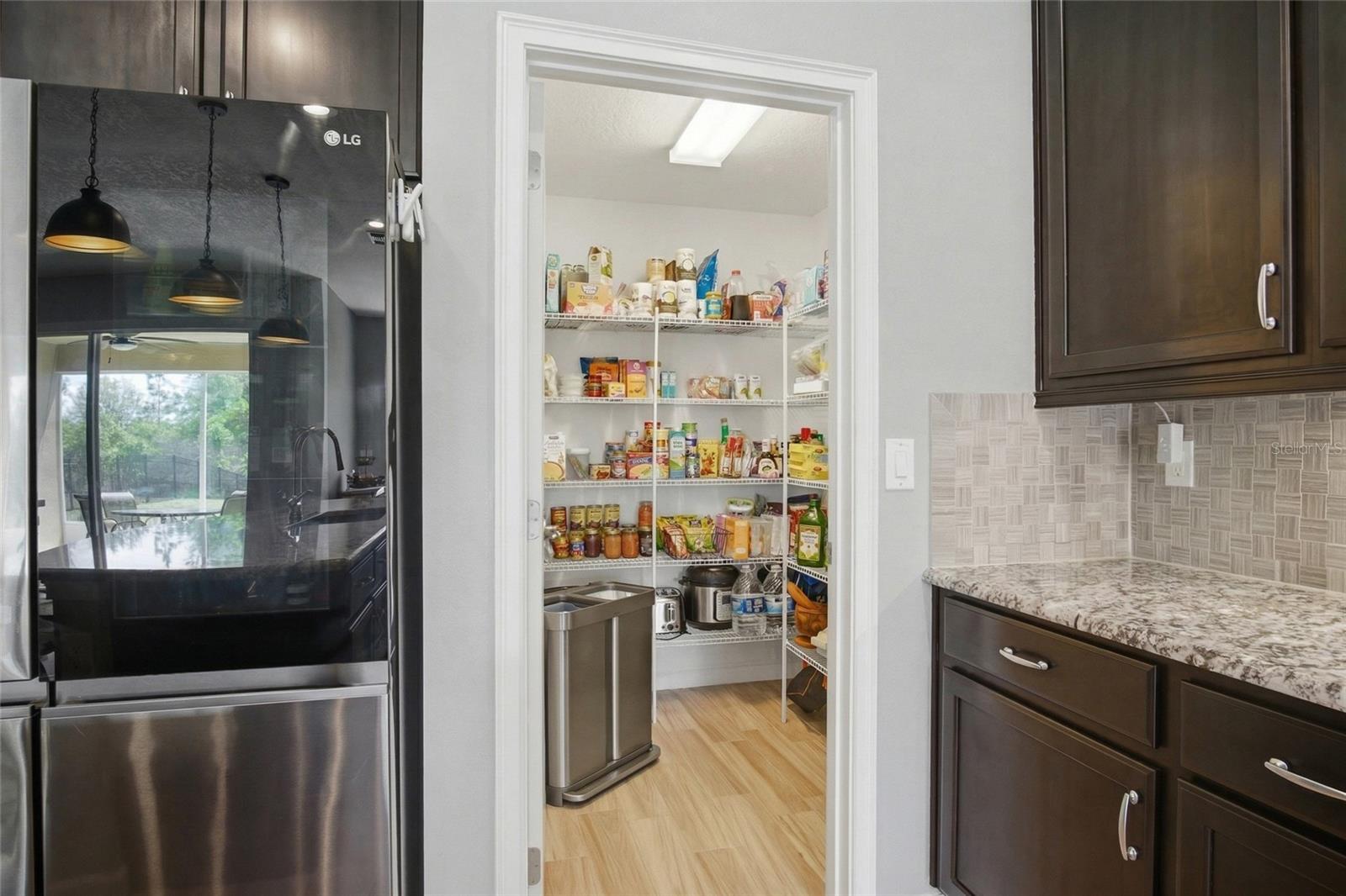 Image 19 of 43 For 6818 Goldflower Ave