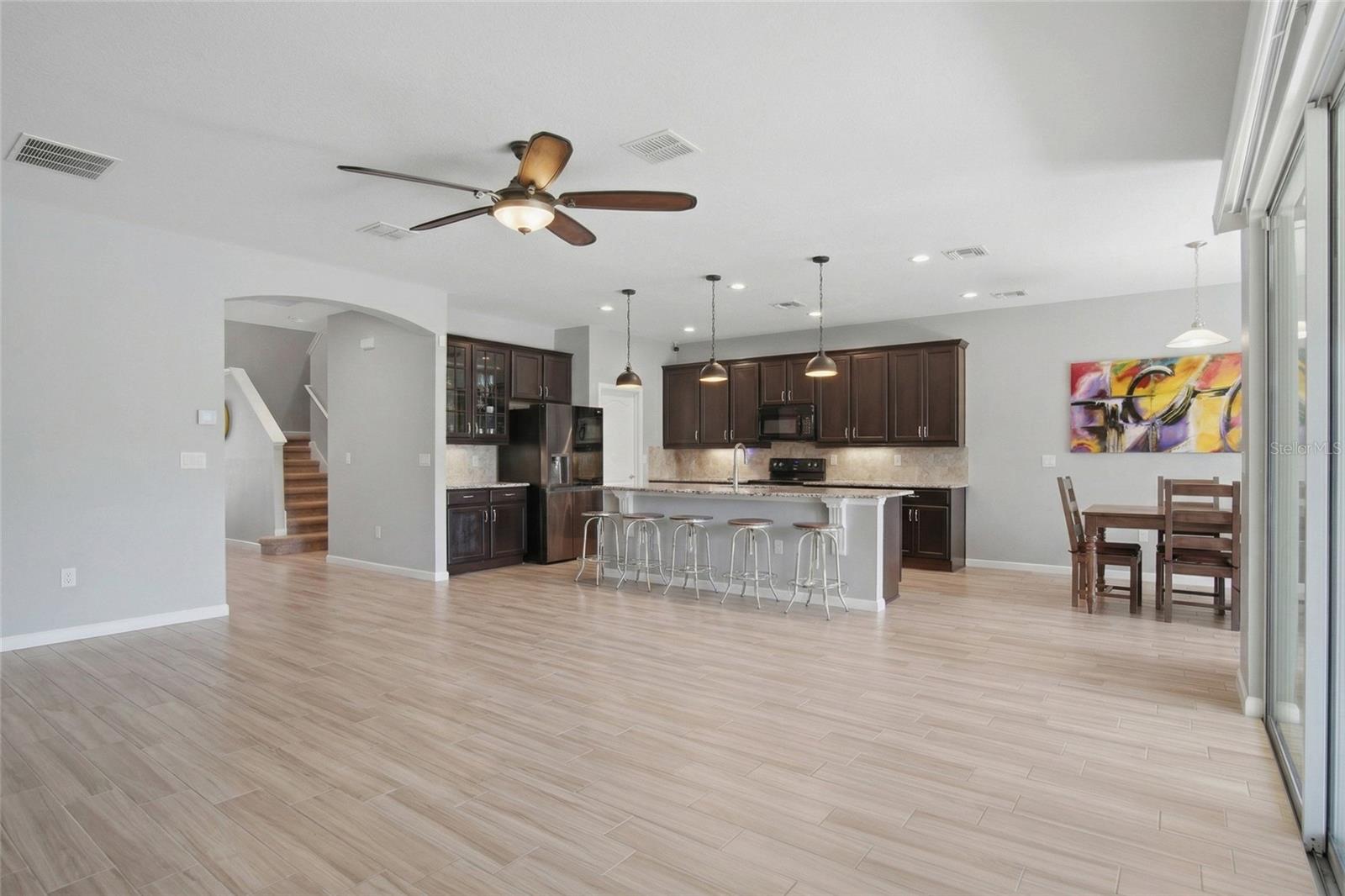 Image 23 of 43 For 6818 Goldflower Ave