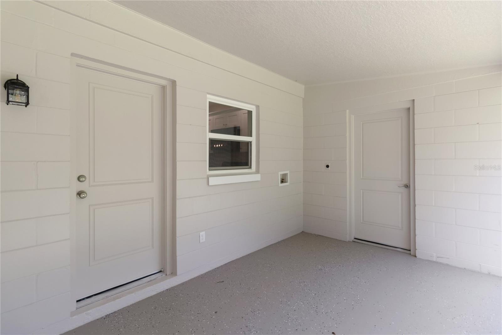 Image 24 of 29 For 217 Montana Avenue