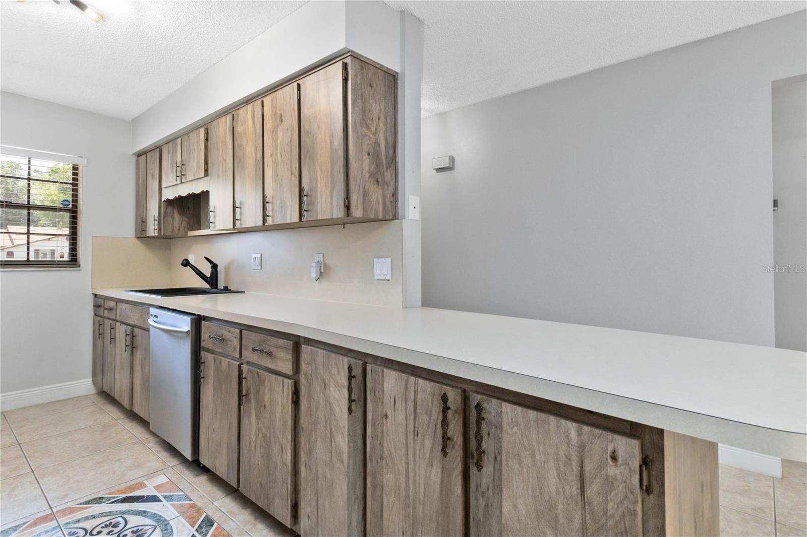 Image 10 of 30 For 3528 Bay Ct  